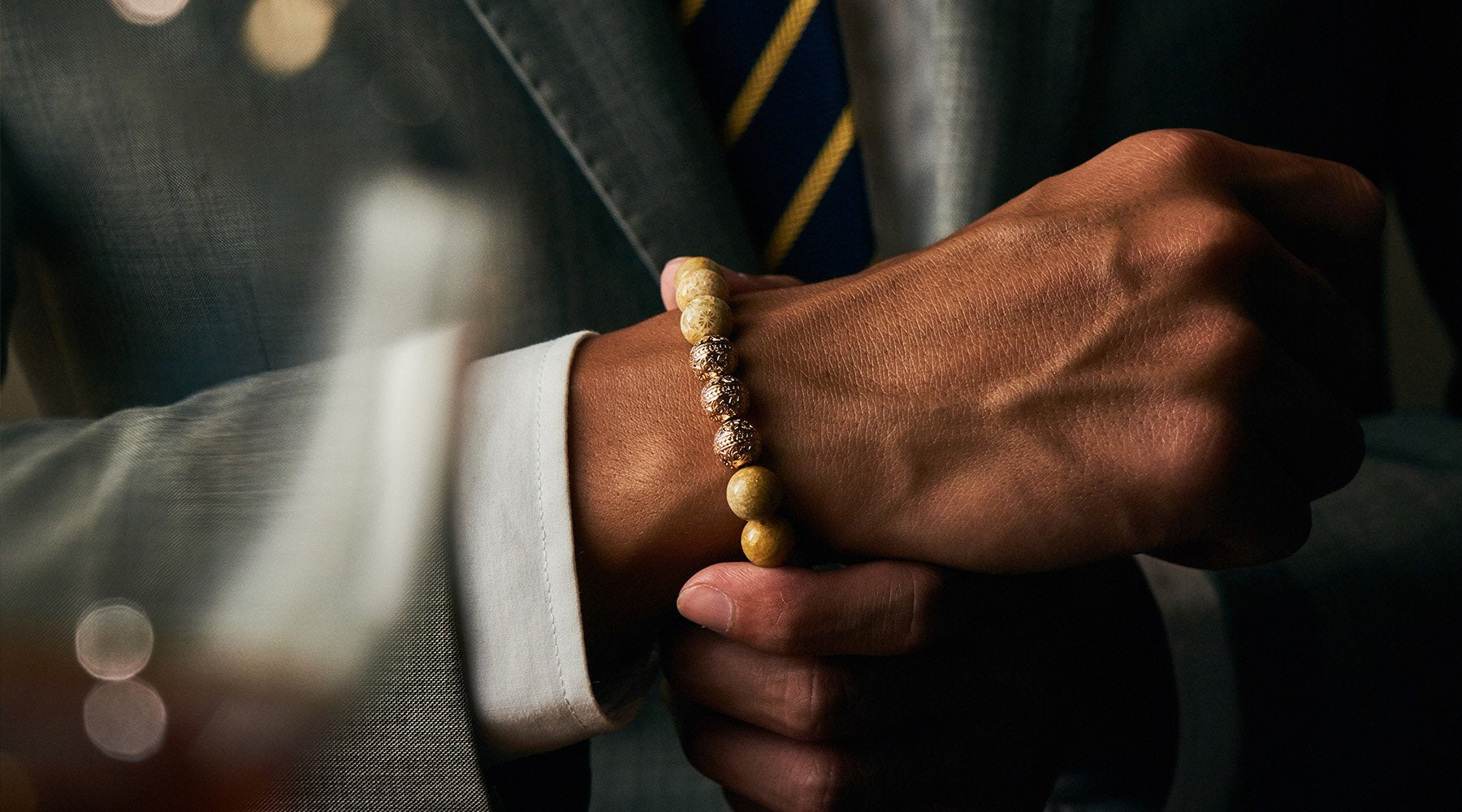 men accessories, must have accessories, beaded bracelets, men beaded bracelets, man bead bracelet, men stone bracelet, men bracelet, bracelet for men, chrysanthemum, chrysanthemum flower, chrysanthemum stone, mens beaded bracelet, fall mums, stone flowers