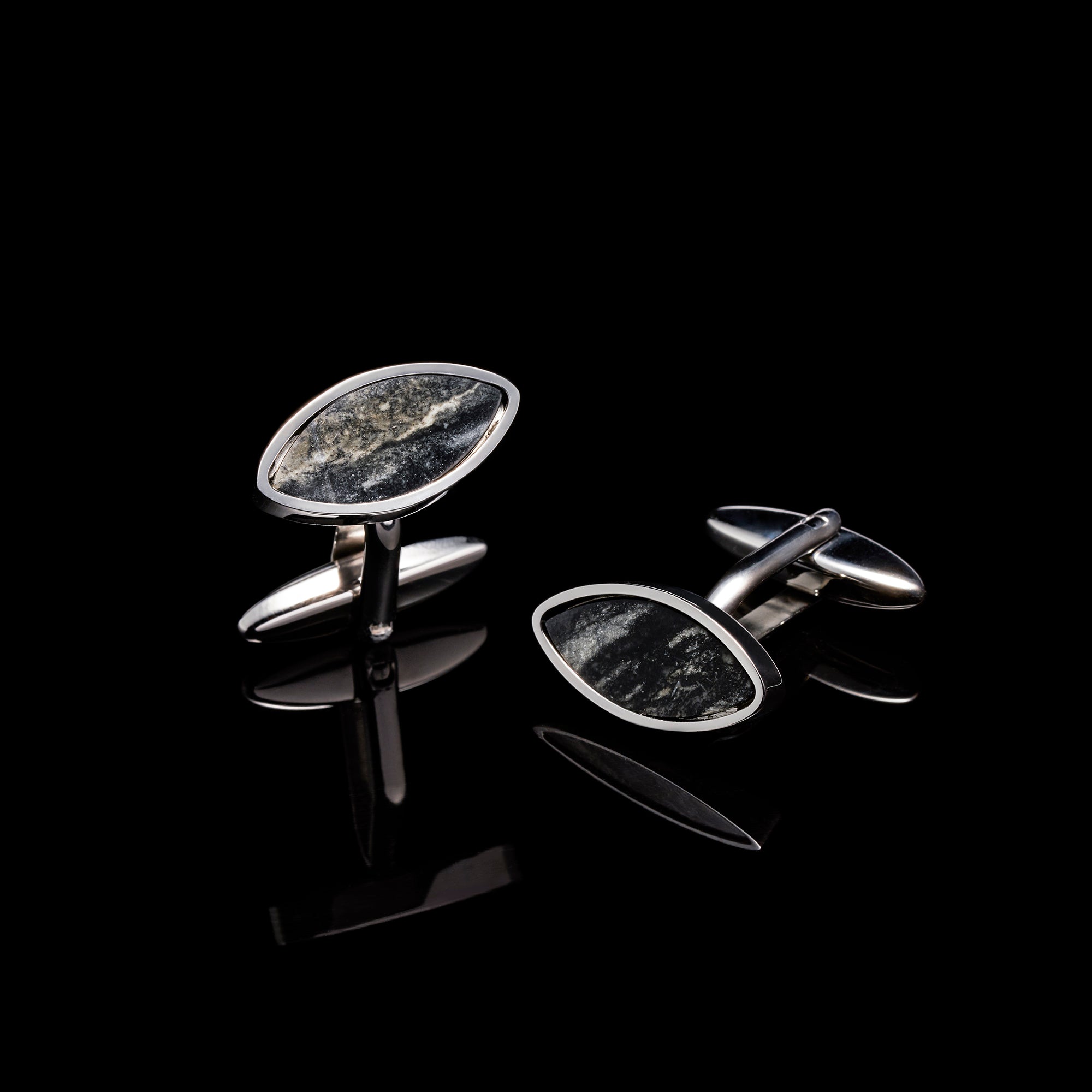 Shirts cufflinks, suits cufflinks, cufflinks, cufflinks for men, Gemstone cufflinks, gold cufflinks, how to wear cufflinks, where to buy cufflinks, cufflinks near me, custom cufflinks, personalized cufflinks, silver cufflinks, how to match cufflinks