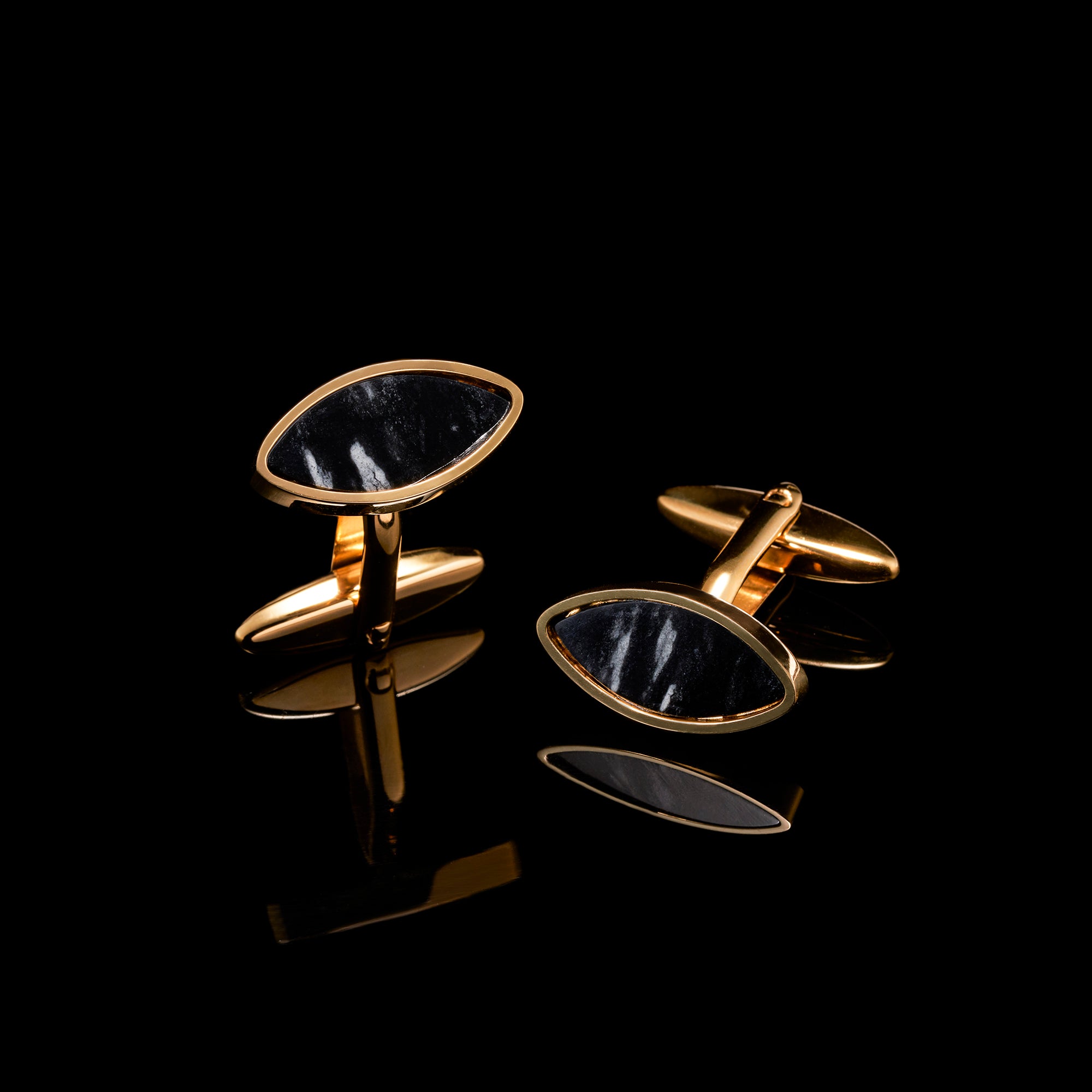 Shirts cufflinks, suits cufflinks, cufflinks, cufflinks for men, Gemstone cufflinks, gold cufflinks, how to wear cufflinks, where to buy cufflinks, cufflinks near me, custom cufflinks, personalized cufflinks, silver cufflinks, how to match cufflinks