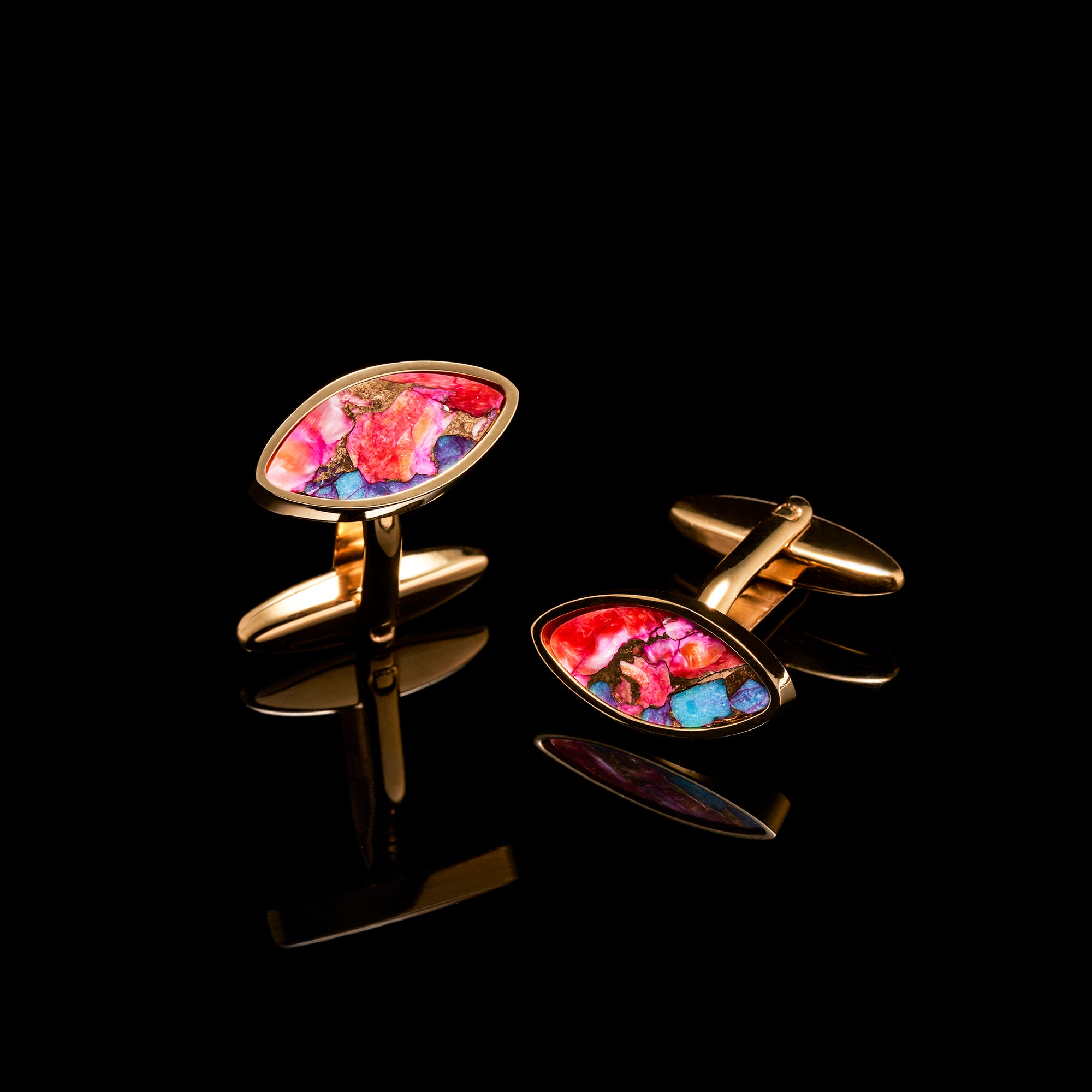 Shirts cufflinks, suits cufflinks, cufflinks, cufflinks for men, Gemstone cufflinks, gold cufflinks, how to wear cufflinks, where to buy cufflinks, cufflinks near me, custom cufflinks, personalized cufflinks, silver cufflinks, how to match cufflinks