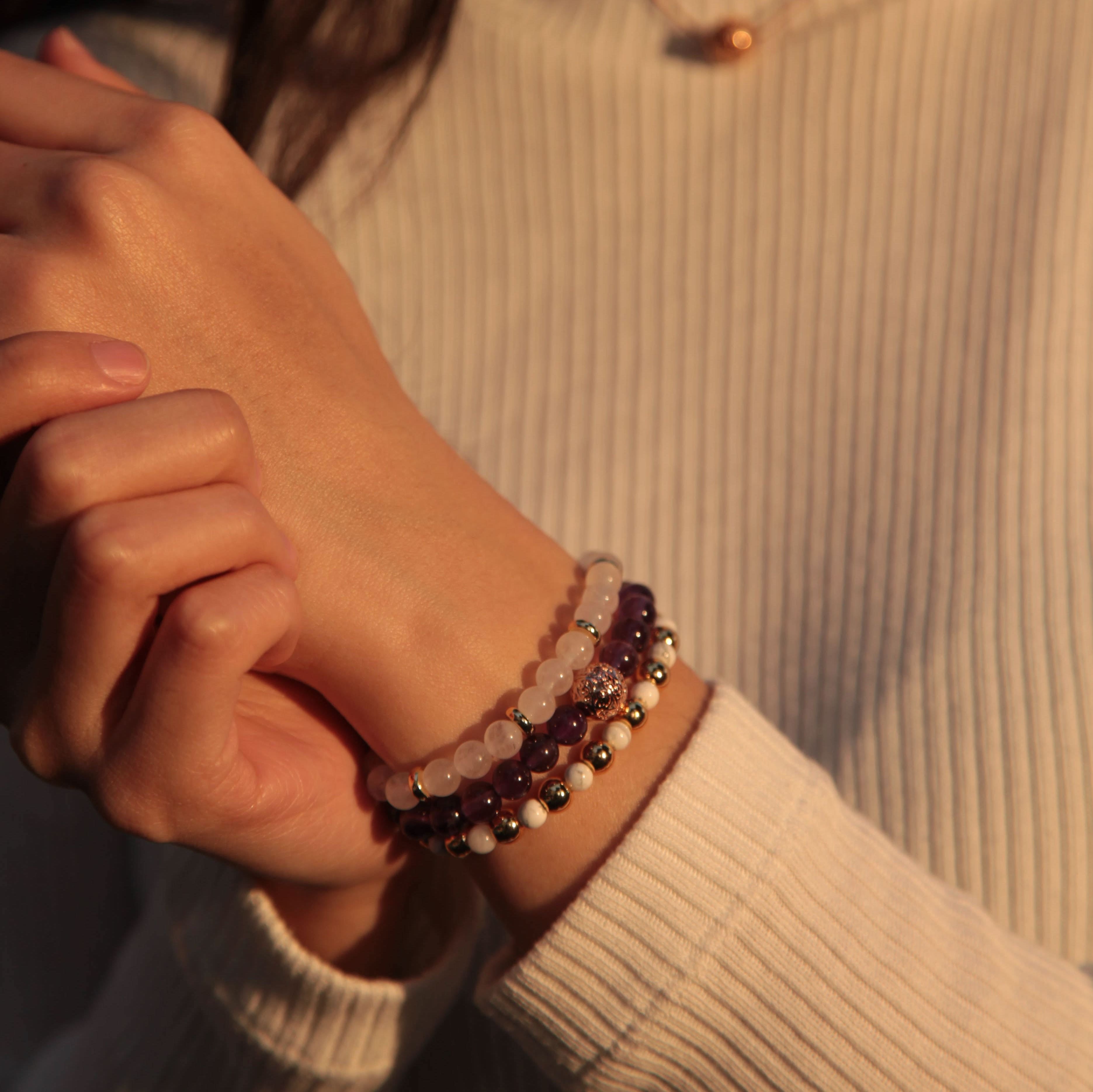 Women's beaded bracelets, Rose gold amethyst bracelet, howlite bracelets, white jade bracelets, Stack bracelets, women's silver bracelets, women's gold bracelets, jewlery for women, women's crystal bracelets, healing crystals bracelets for women, women jewelry
