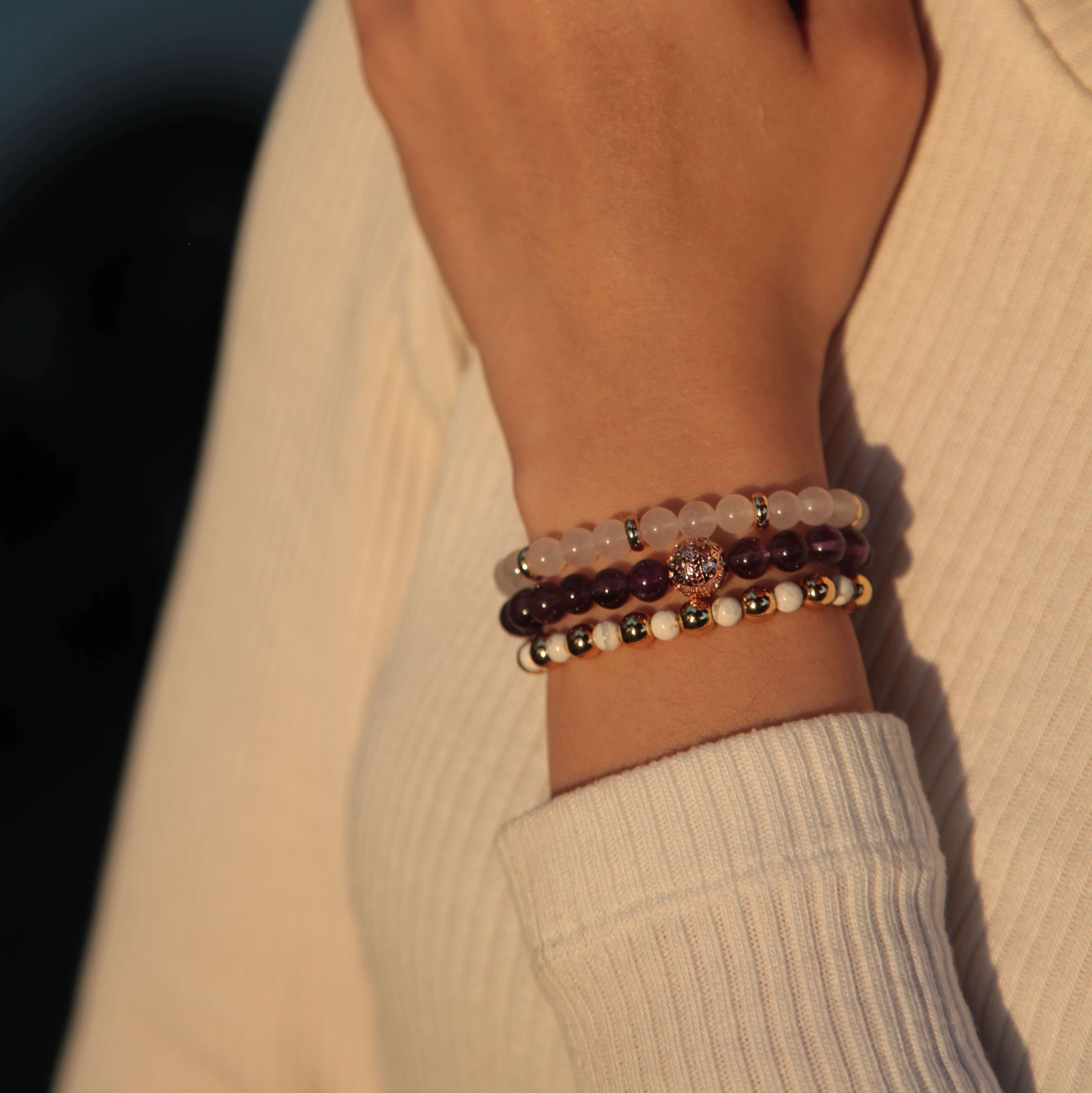 Women's beaded bracelets, Rose gold amethyst bracelet, howlite bracelets, white jade bracelets, Stack bracelets, women's silver bracelets, women's gold bracelets, jewlery for women, women's crystal bracelets, healing crystals bracelets for women, women jewelry