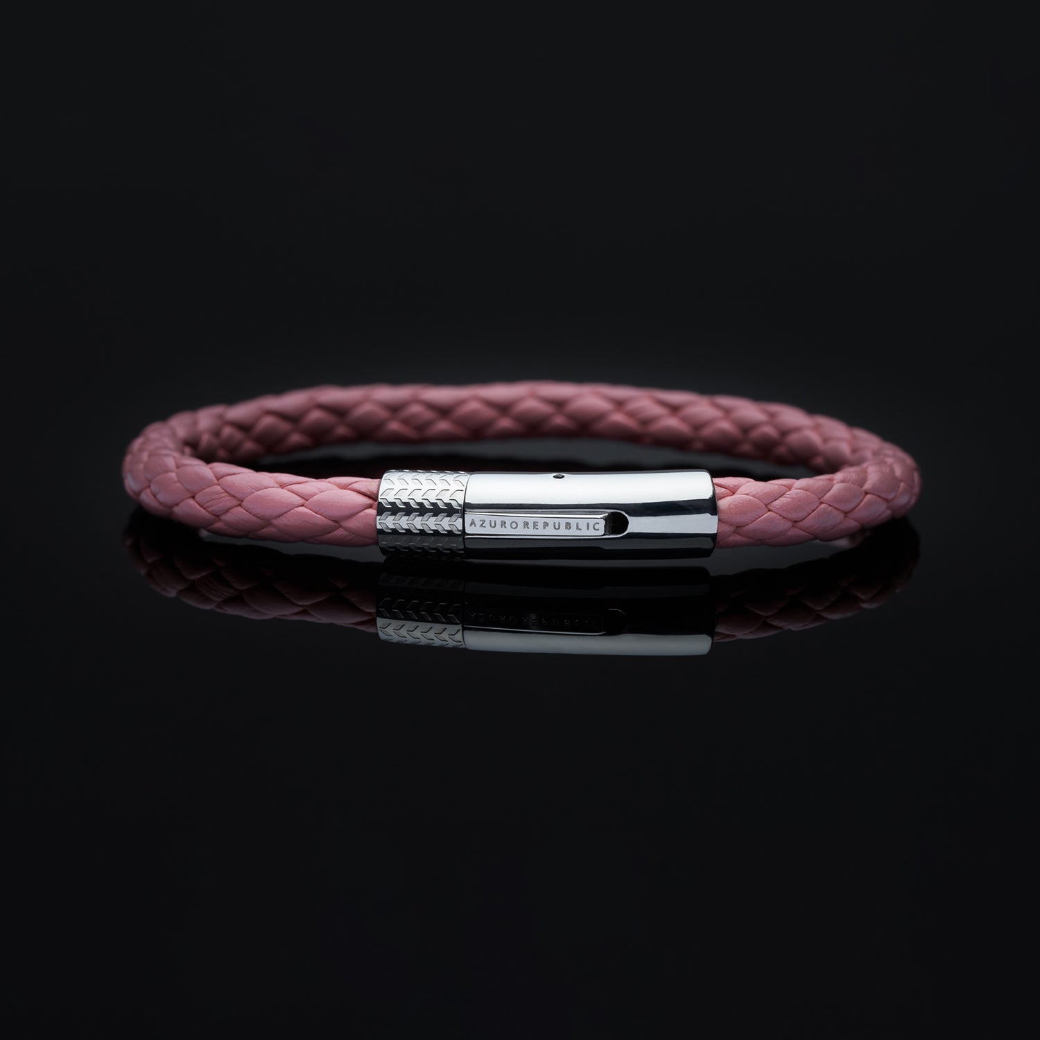 Leather bracelets are one of the stylish types of bracelets. Offering black leather bracelets, leather wrap bracelets, braided leather bracelets. Personalized leather bracelets with engraved names are available through our customized service.