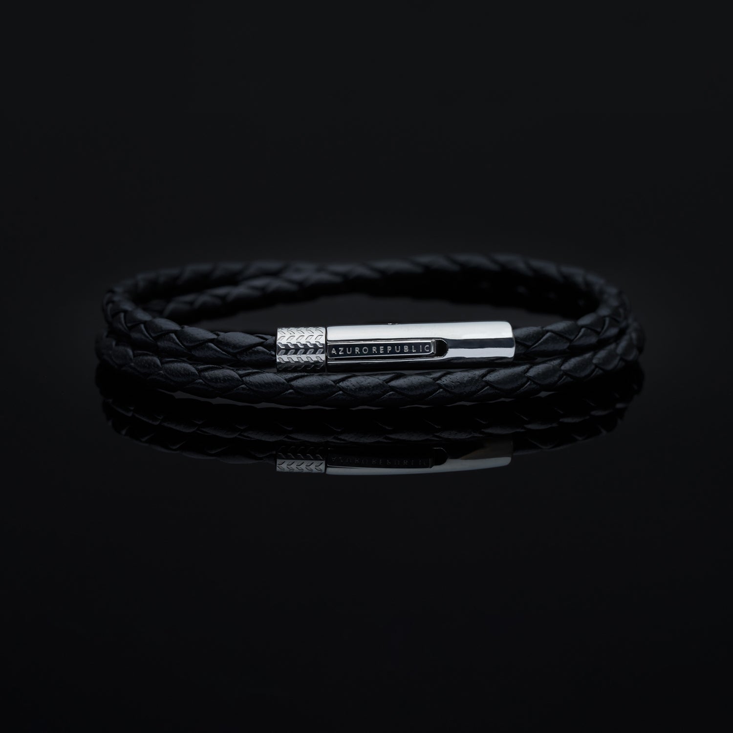 Leather bracelets are one of the stylish types of bracelets. Offering black leather bracelets, leather wrap bracelets, braided leather bracelets. Personalized leather bracelets with engraved names are available through our customized service.