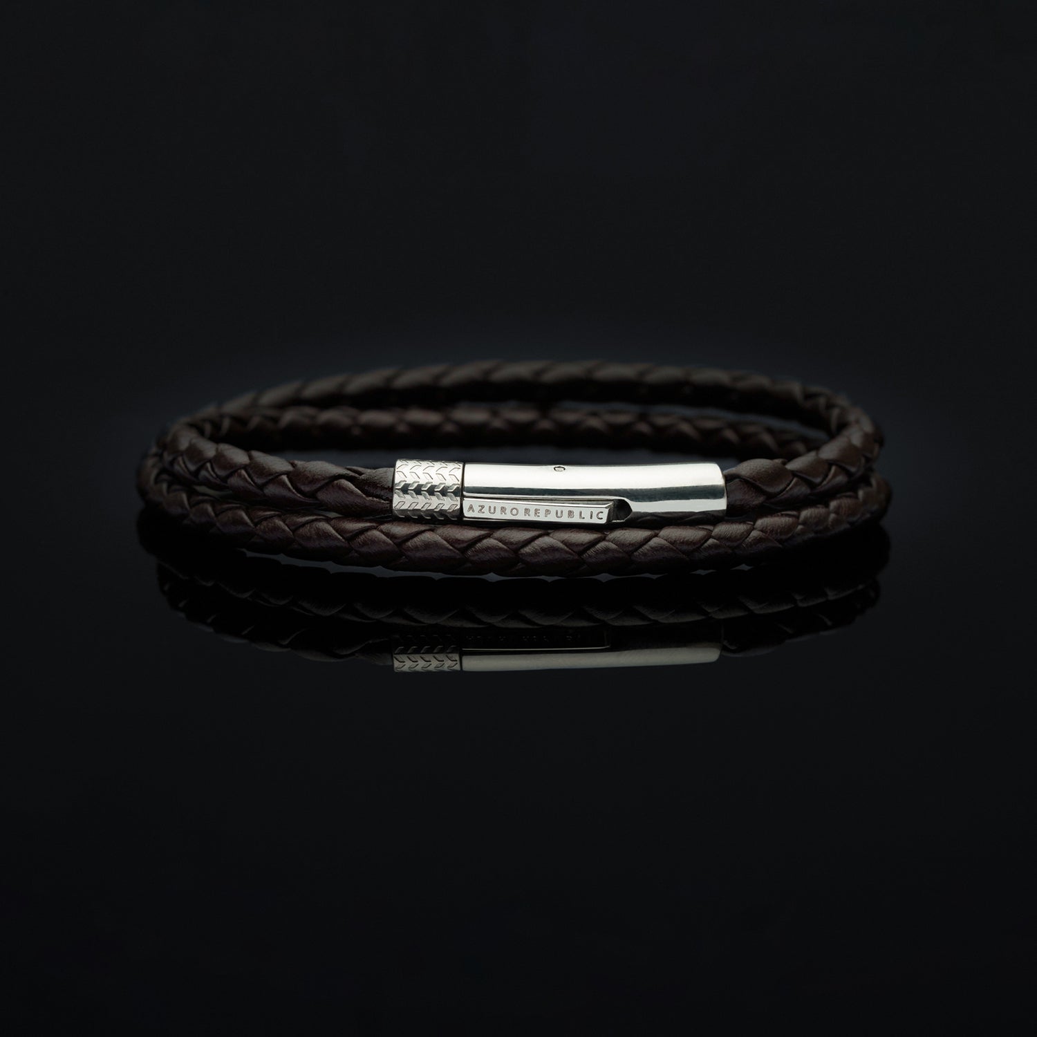 Leather bracelets are one of the stylish types of bracelets. Offering black leather bracelets, leather wrap bracelets, braided leather bracelets. Personalized leather bracelets with engraved names are available through our customized service.