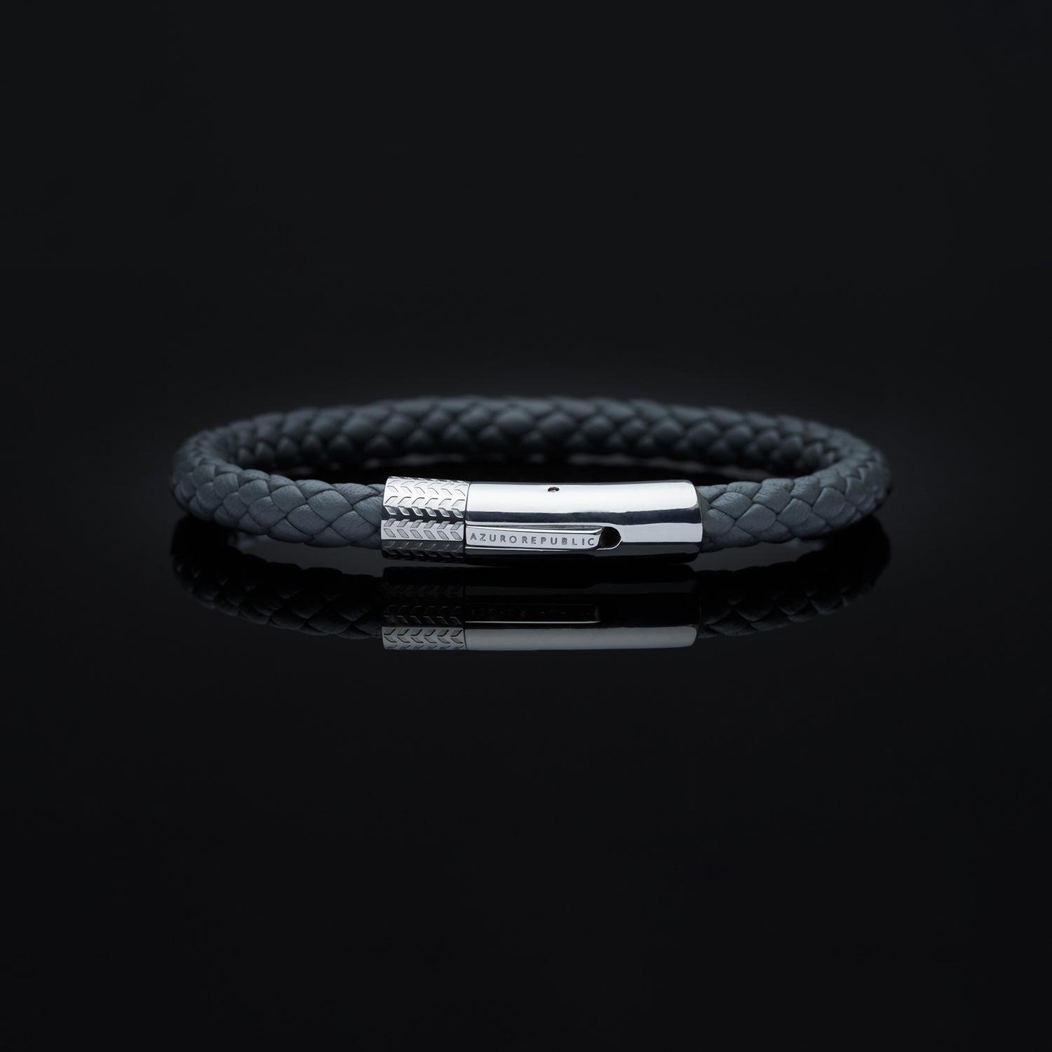 Leather bracelets are one of the stylish types of bracelets. Offering black leather bracelets, leather wrap bracelets, braided leather bracelets. Personalized leather bracelets with engraved names are available through our customized service.