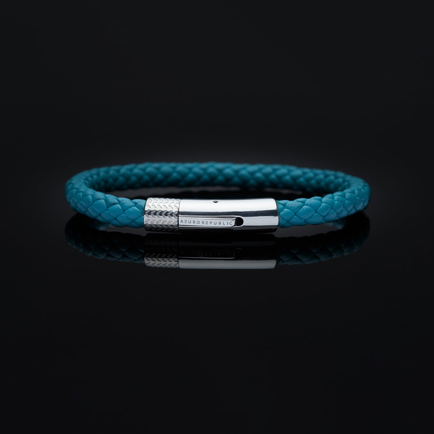 Leather bracelets are one of the stylish types of bracelets. Offering black leather bracelets, leather wrap bracelets, braided leather bracelets. Personalized leather bracelets with engraved names are available through our customized service.