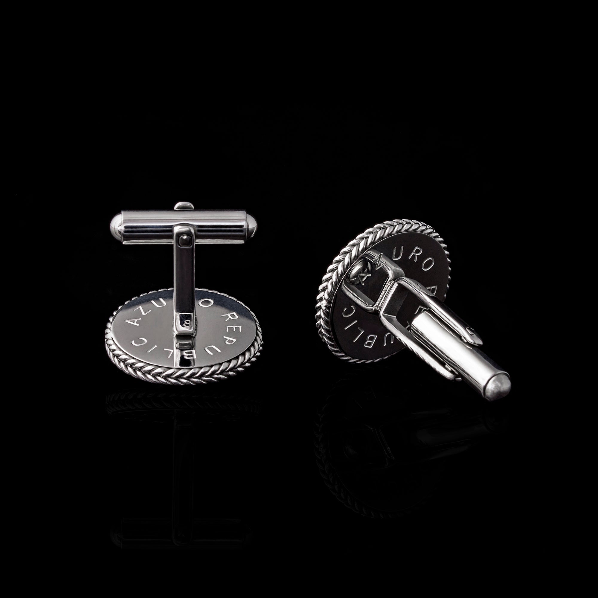 Shirts cufflinks, suits cufflinks, cufflinks, cufflinks for men, Gemstone cufflinks, gold cufflinks, how to wear cufflinks, where to buy cufflinks, cufflinks near me, custom cufflinks, personalized cufflinks, silver cufflinks, how to match cufflinks