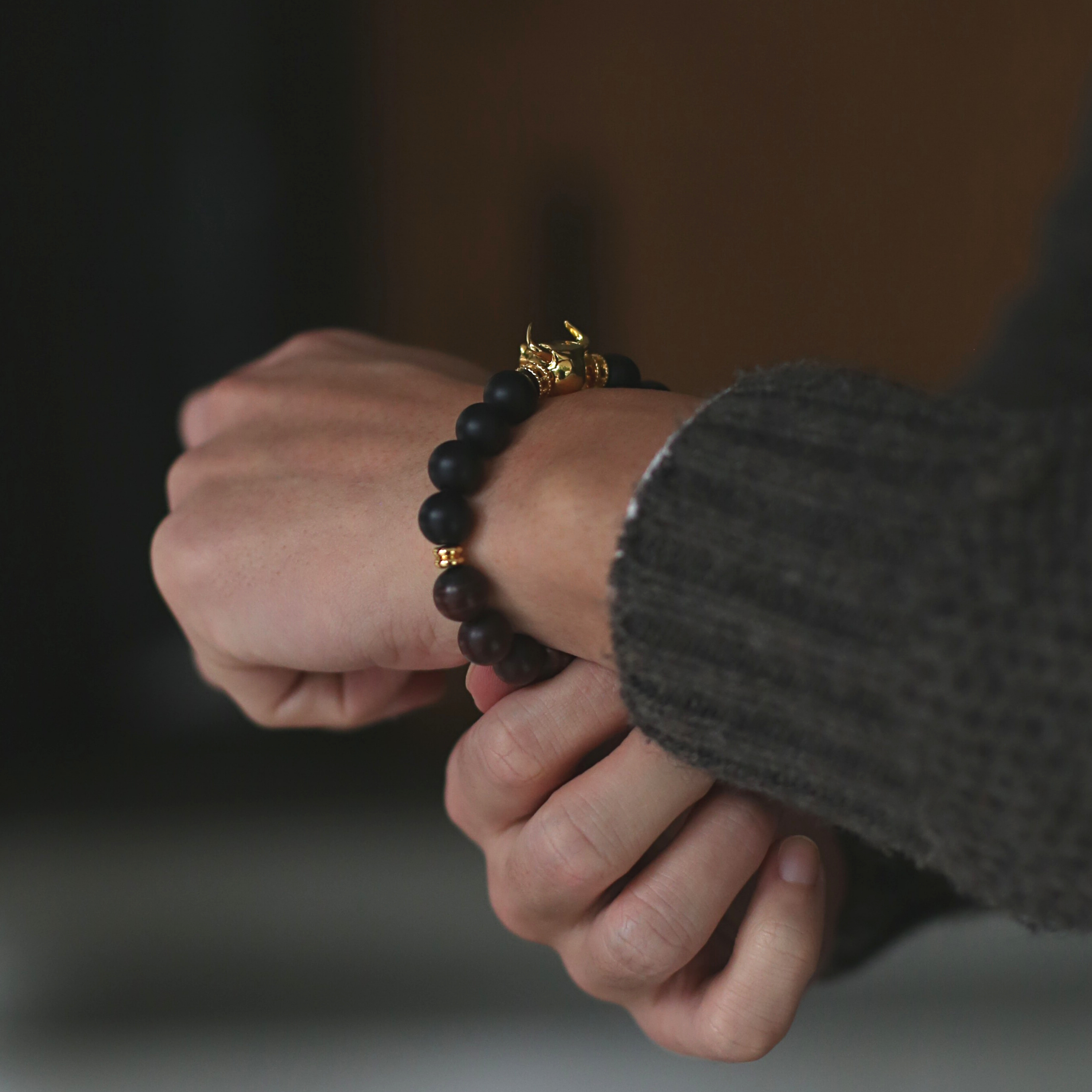 The Taurus bracelet is one of Azuro Republic most popular animal head bracelets in 2021. The many cultures the Taurus head means prosperity and wealth. The Taurus bead mixes men's beaded bracelets and customs with exquisite crystal and gemstones. Azuro Republic Taurus bracelet is a silver bracelet with 925 silver plated with 3 microns 24k gold.