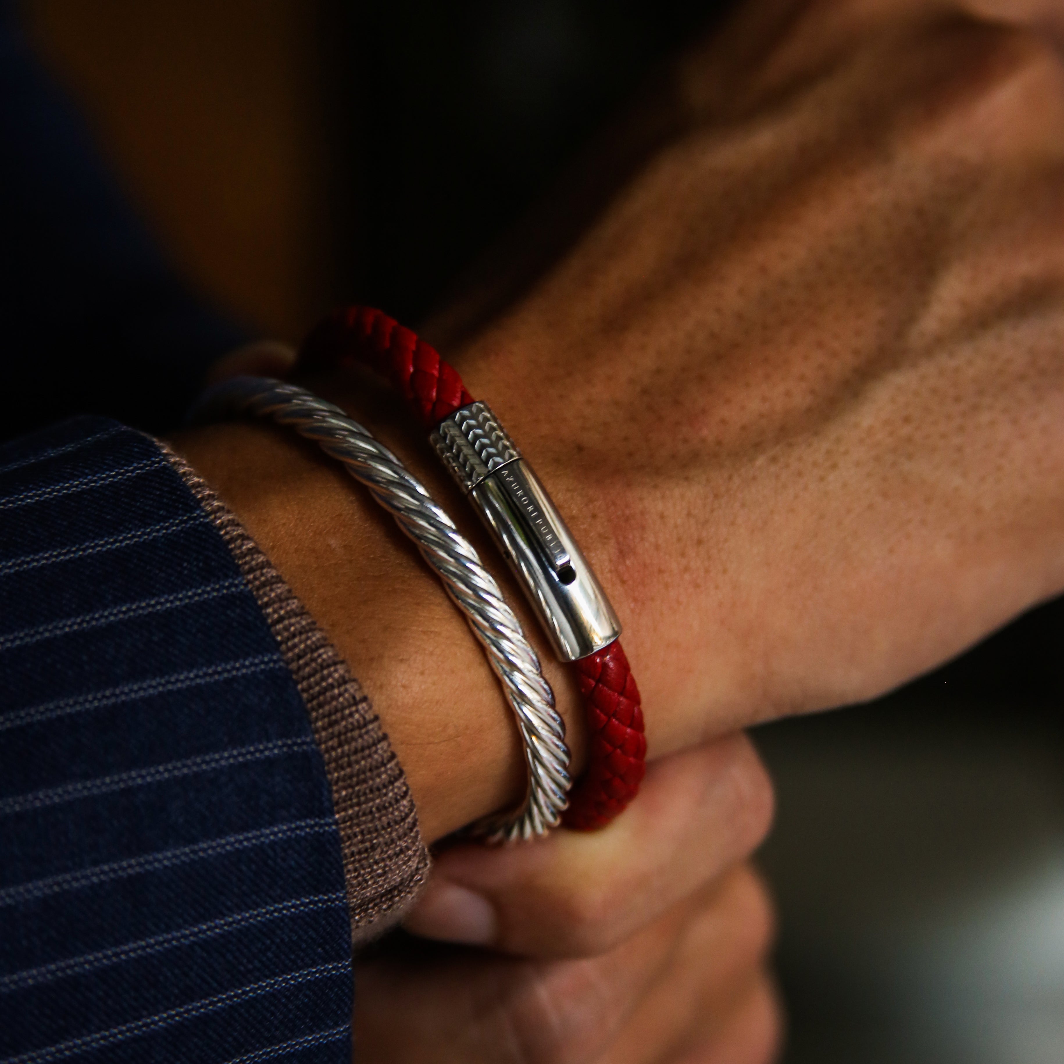 Leather bracelets are one of the stylish types of bracelets. Offering black leather bracelets, leather wrap bracelets, braided leather bracelets. Personalized leather bracelets with engraved names are available through our customized service.