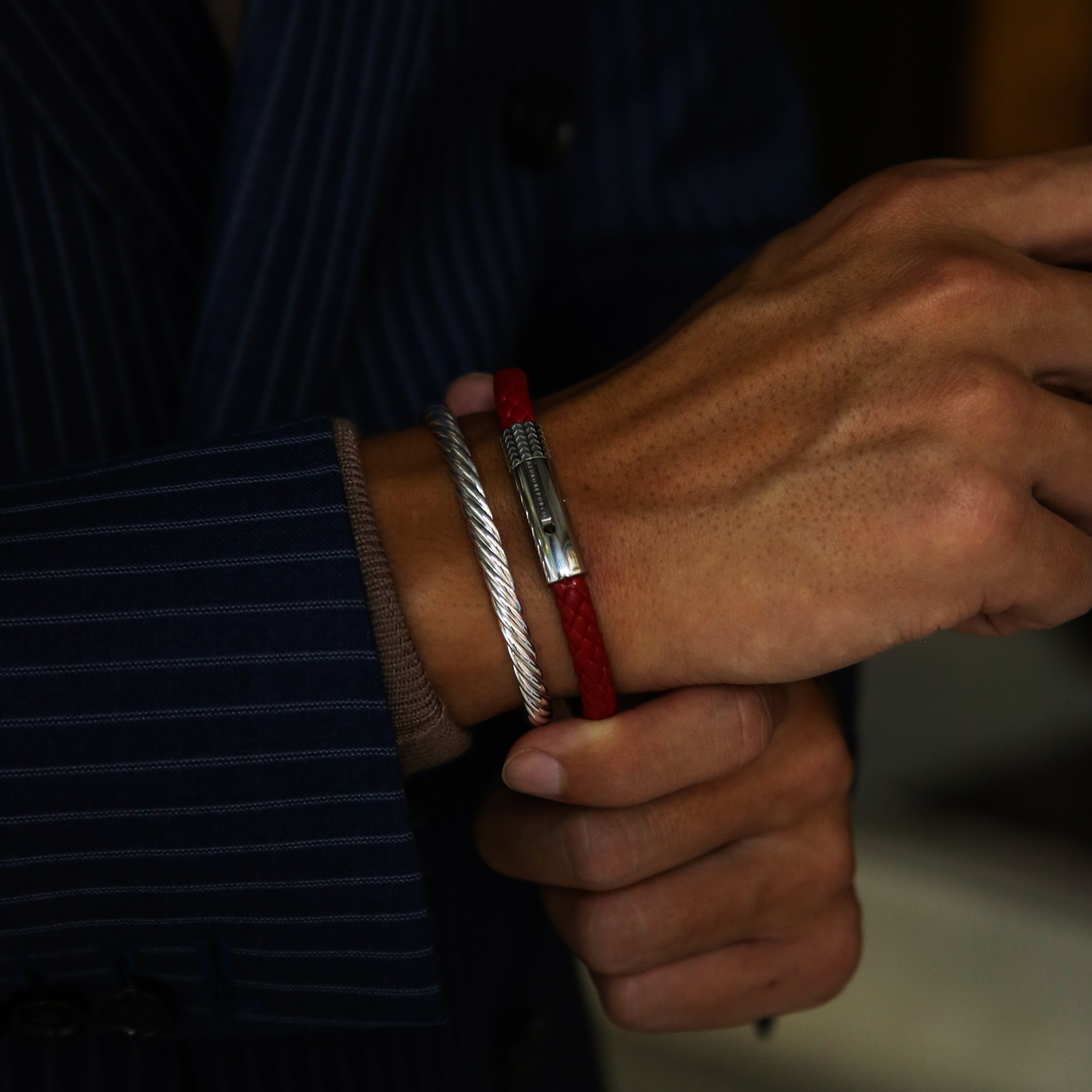Leather bracelets are one of the stylish types of bracelets. Offering black leather bracelets, leather wrap bracelets, braided leather bracelets. Personalized leather bracelets with engraved names are available through our customized service.
