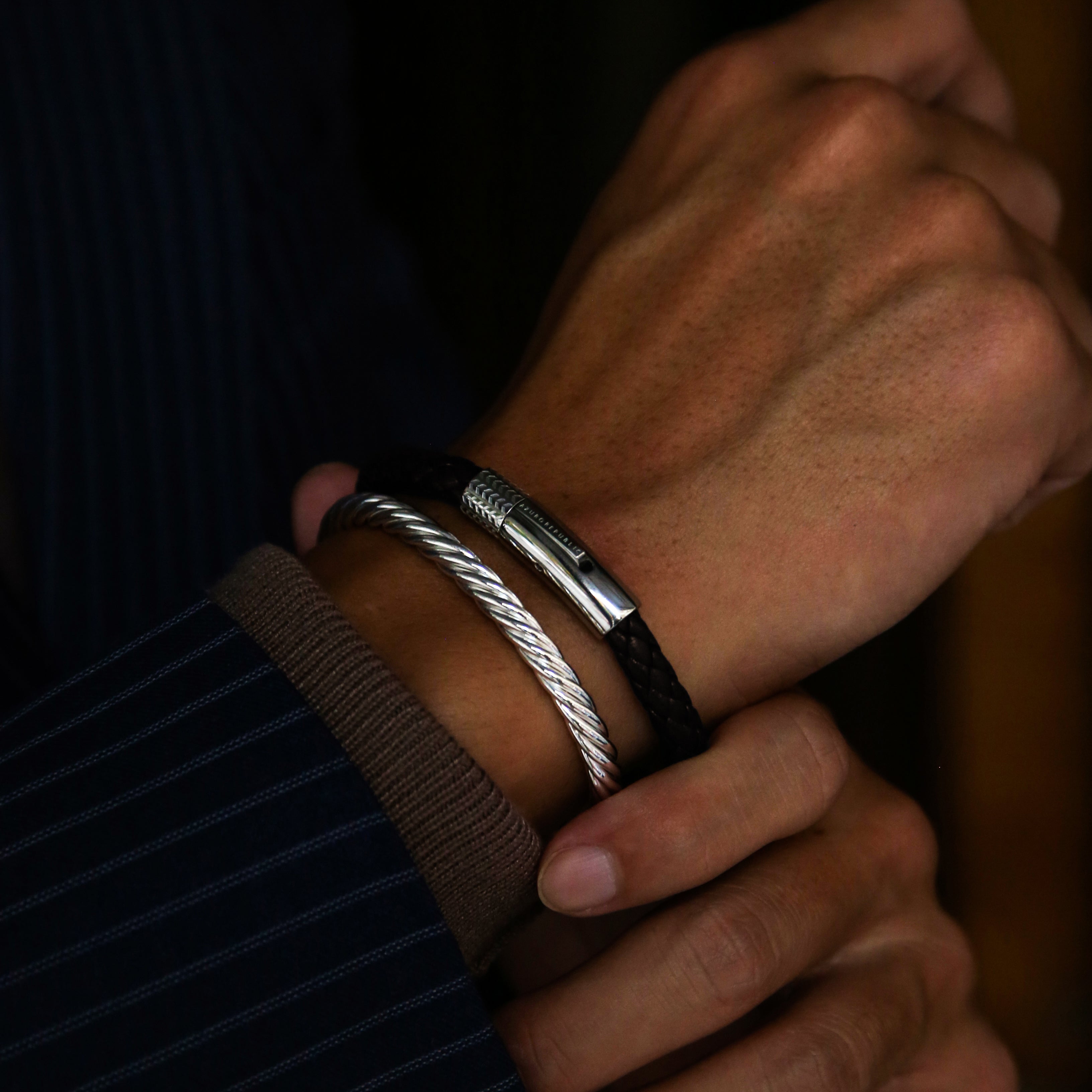 Leather bracelets are one of the stylish types of bracelets. Offering black leather bracelets, leather wrap bracelets, braided leather bracelets. Personalized leather bracelets with engraved names are available through our customized service.