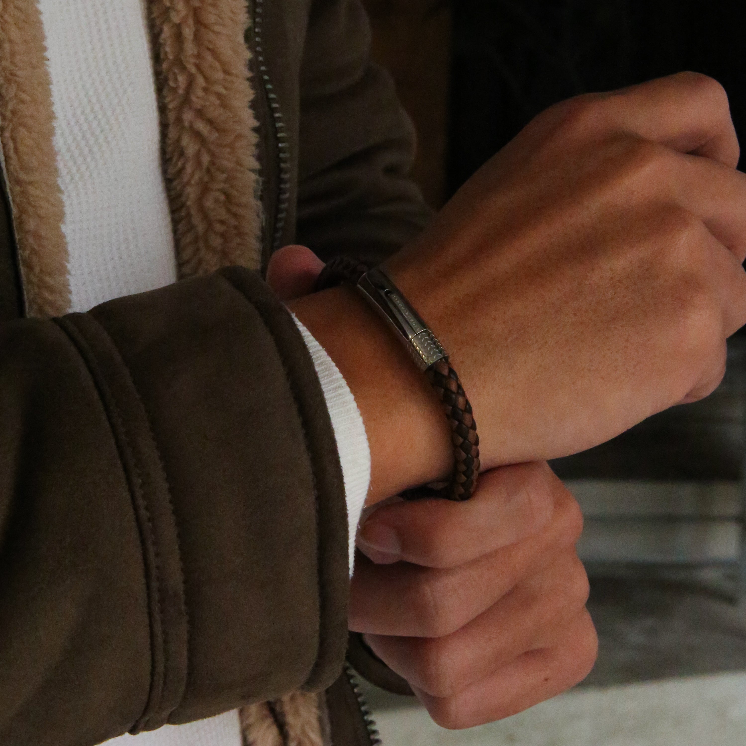 Leather bracelets are one of the stylish types of bracelets. Offering black leather bracelets, leather wrap bracelets, braided leather bracelets. Personalized leather bracelets with engraved names are available through our customized service.