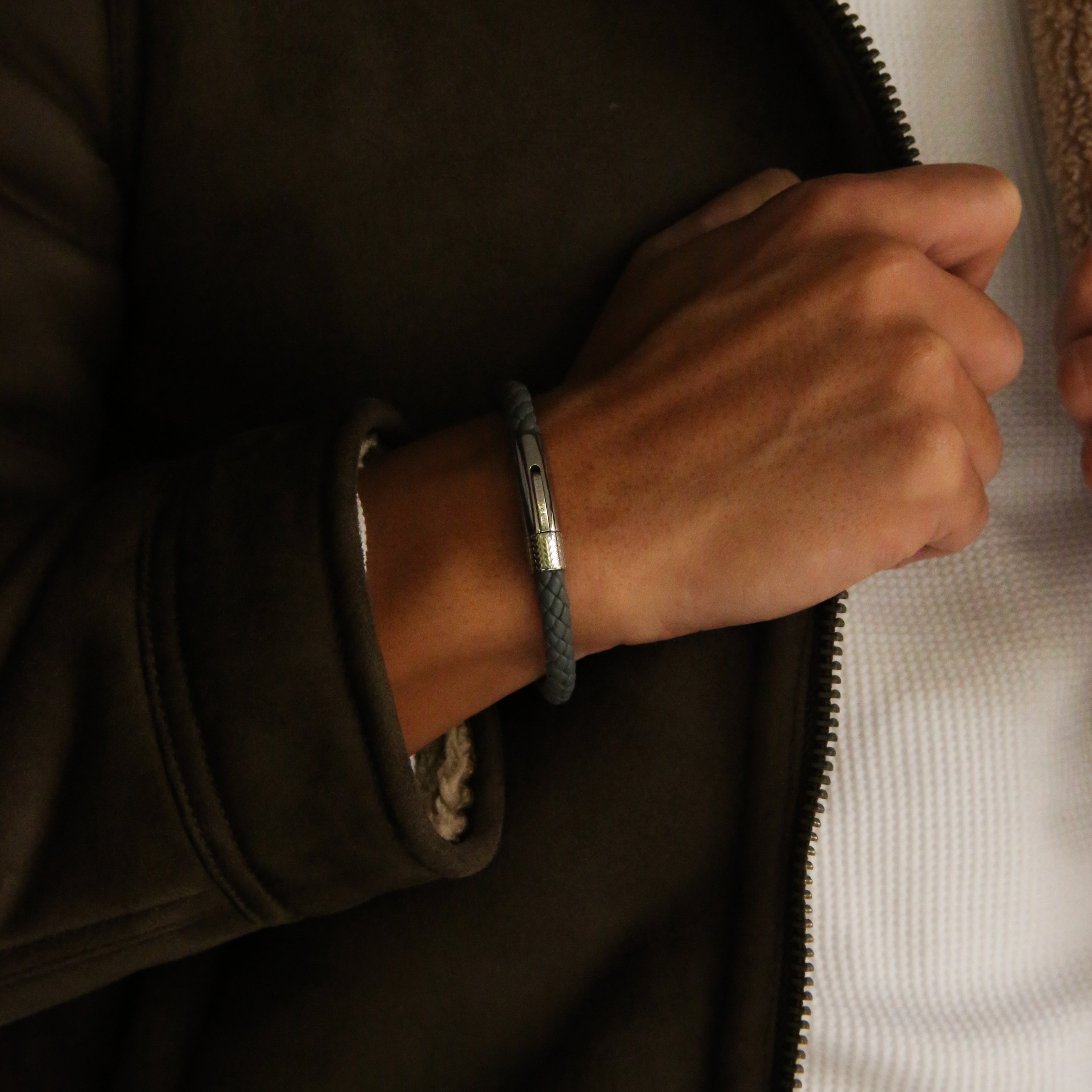 Leather bracelets are one of the stylish types of bracelets. Offering black leather bracelets, leather wrap bracelets, braided leather bracelets. Personalized leather bracelets with engraved names are available through our customized service.