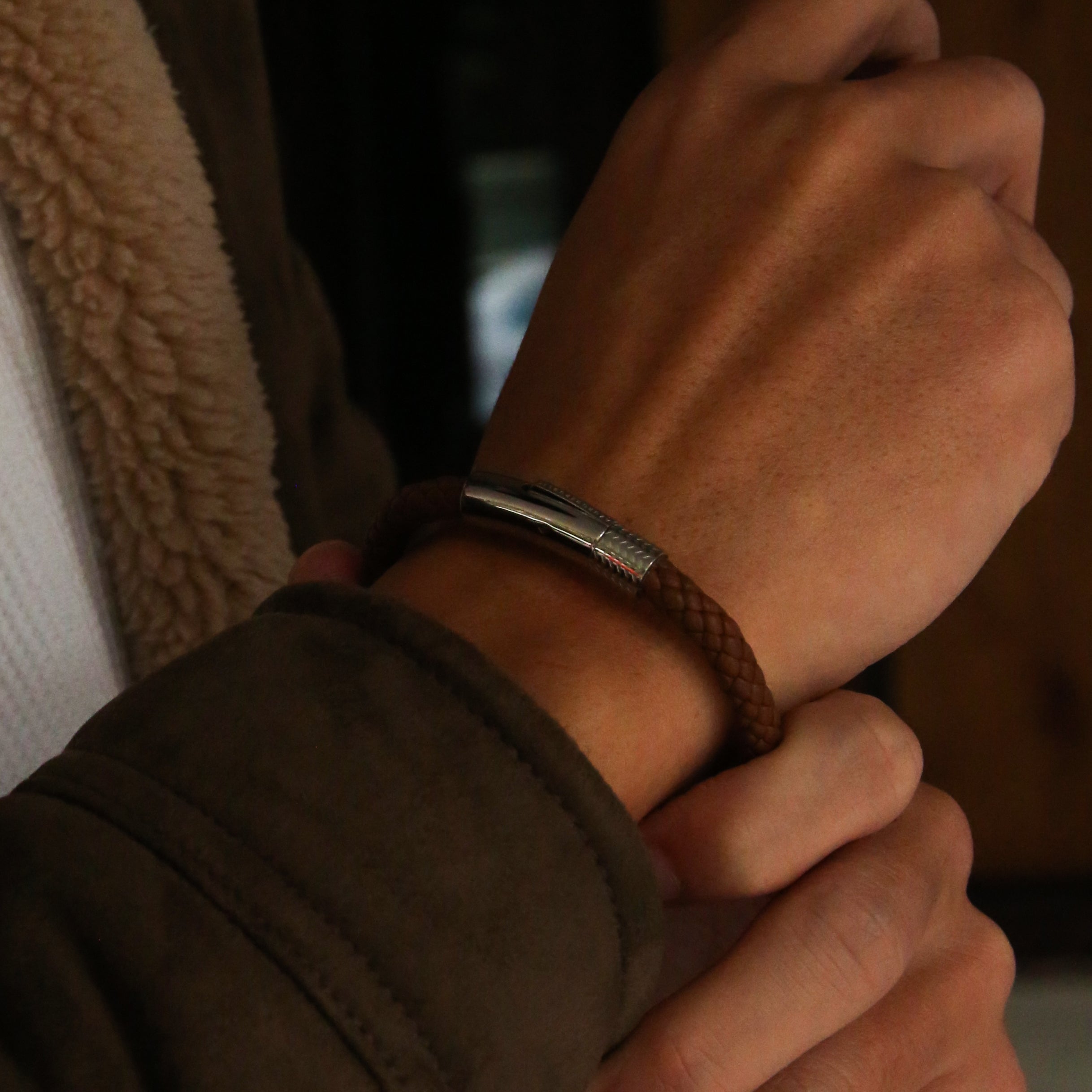 Leather bracelets are one of the stylish types of bracelets. Offering black leather bracelets, leather wrap bracelets, braided leather bracelets. Personalized leather bracelets with engraved names are available through our customized service.