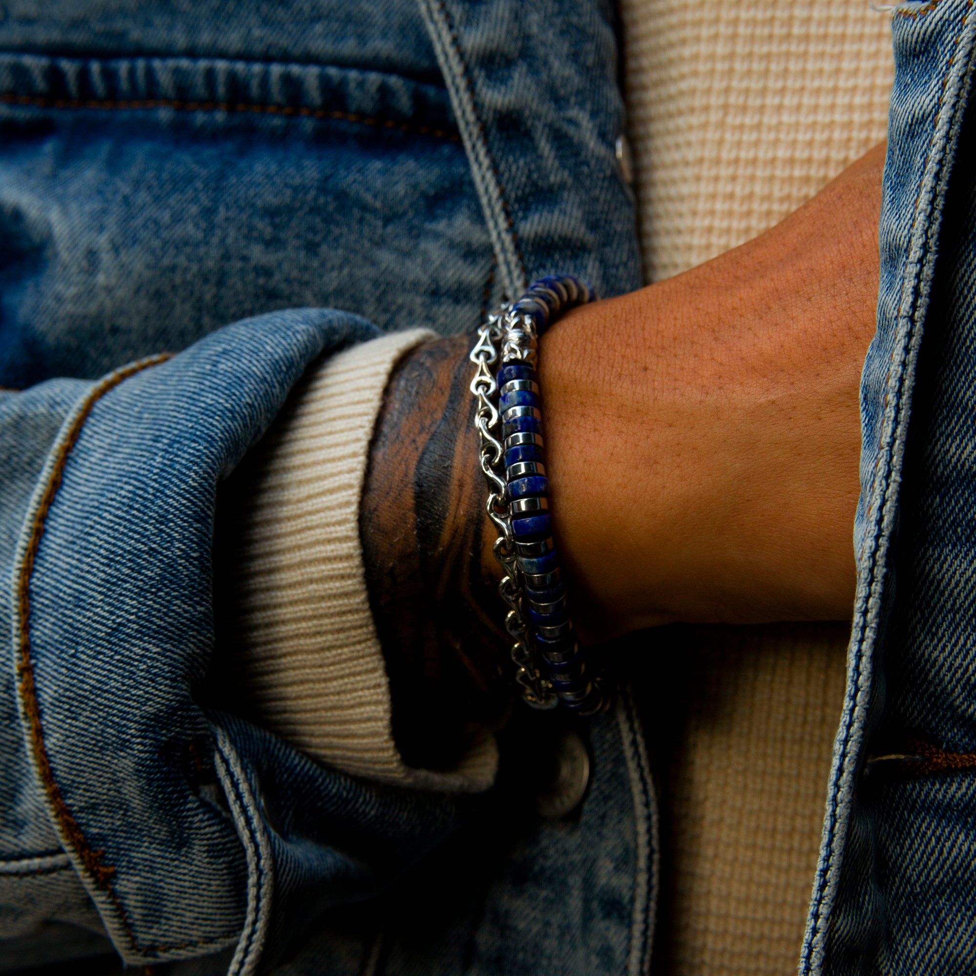 silver chain bracelet for men, teardrop bracelet, azuro republic unique teardrop bracelet. Azuro republic crafts the finest teardrop silver bracelets for men.