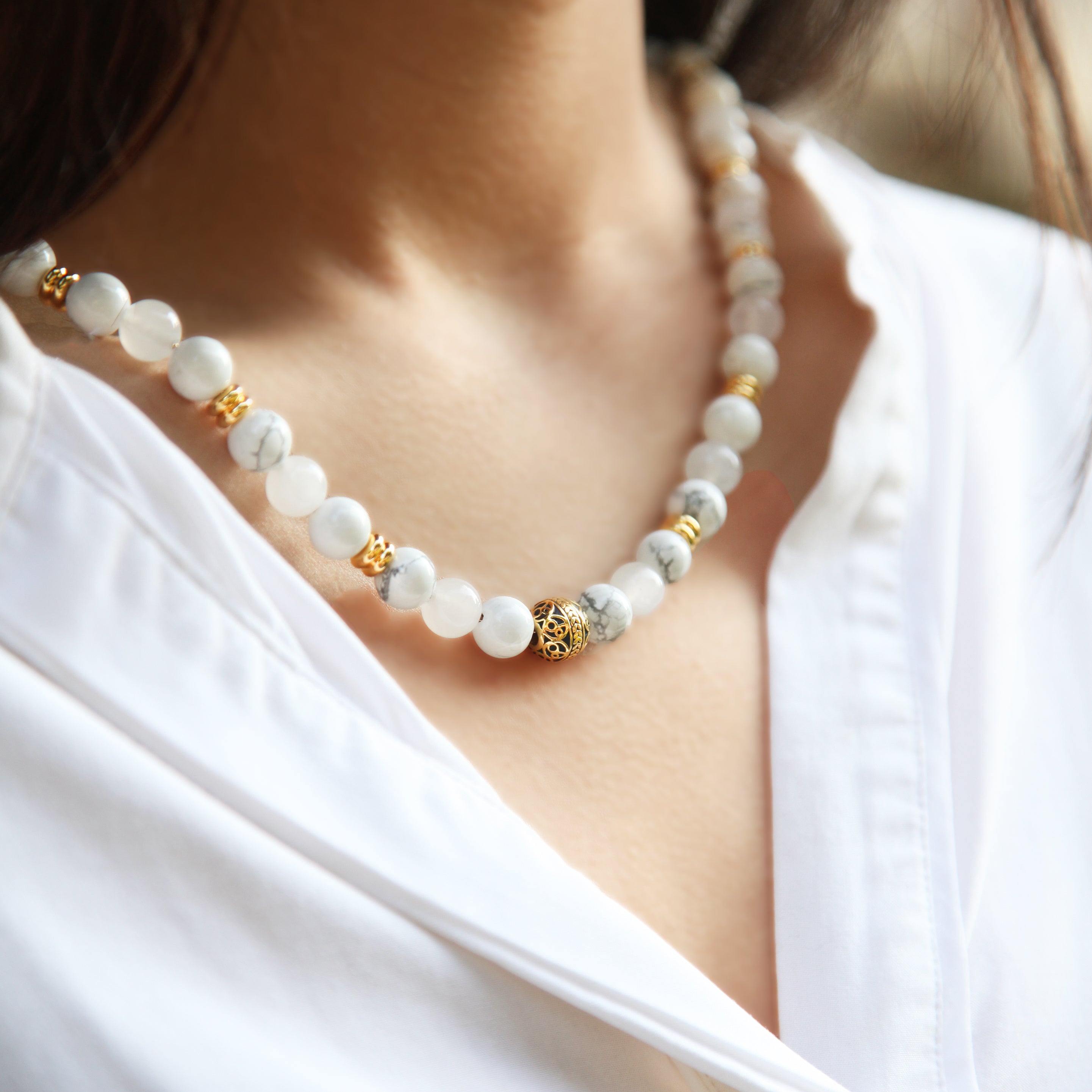 A Crystal necklace has healing properties to release anxiety, attract positivity and foster inner energy. Custom a healing crystal necklace to be your aspiration. Some of the most popular crystal necklaces are amethyst necklaces, gold necklaces, silver necklaces. Shop now and get the Grade AAA crystal necklace today.
