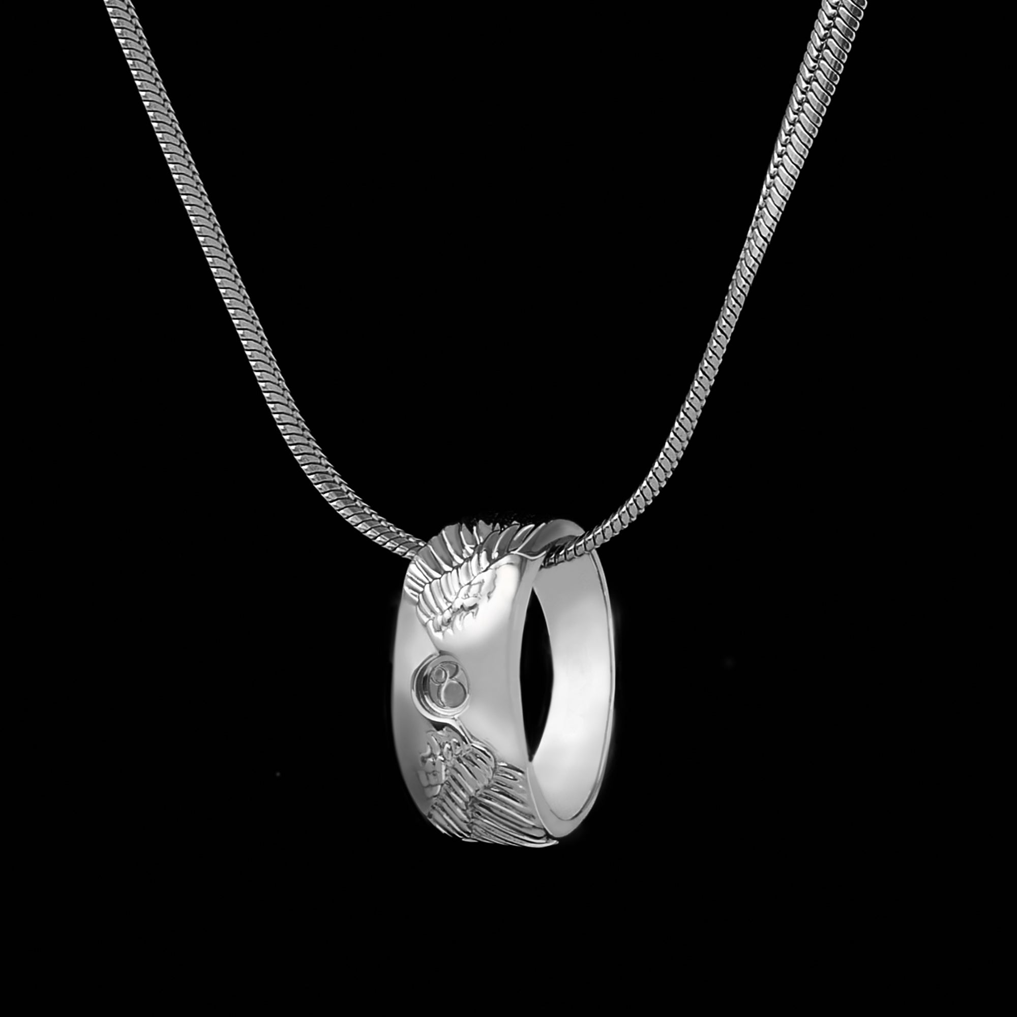 Angel Wing Ring is an iconic ring collection in Azuro Republic. Handcrafted over 70 hours on solid silver creates a one-of-a-kind men's Wing Ring. Angel Wing Ring can mix with our classic snake chain into an Angel Wing Necklace. If you are looking for a handcrafted Angel Wing Ring of top quality, you should not miss Azuro Republic men's Ring & Necklace collection.