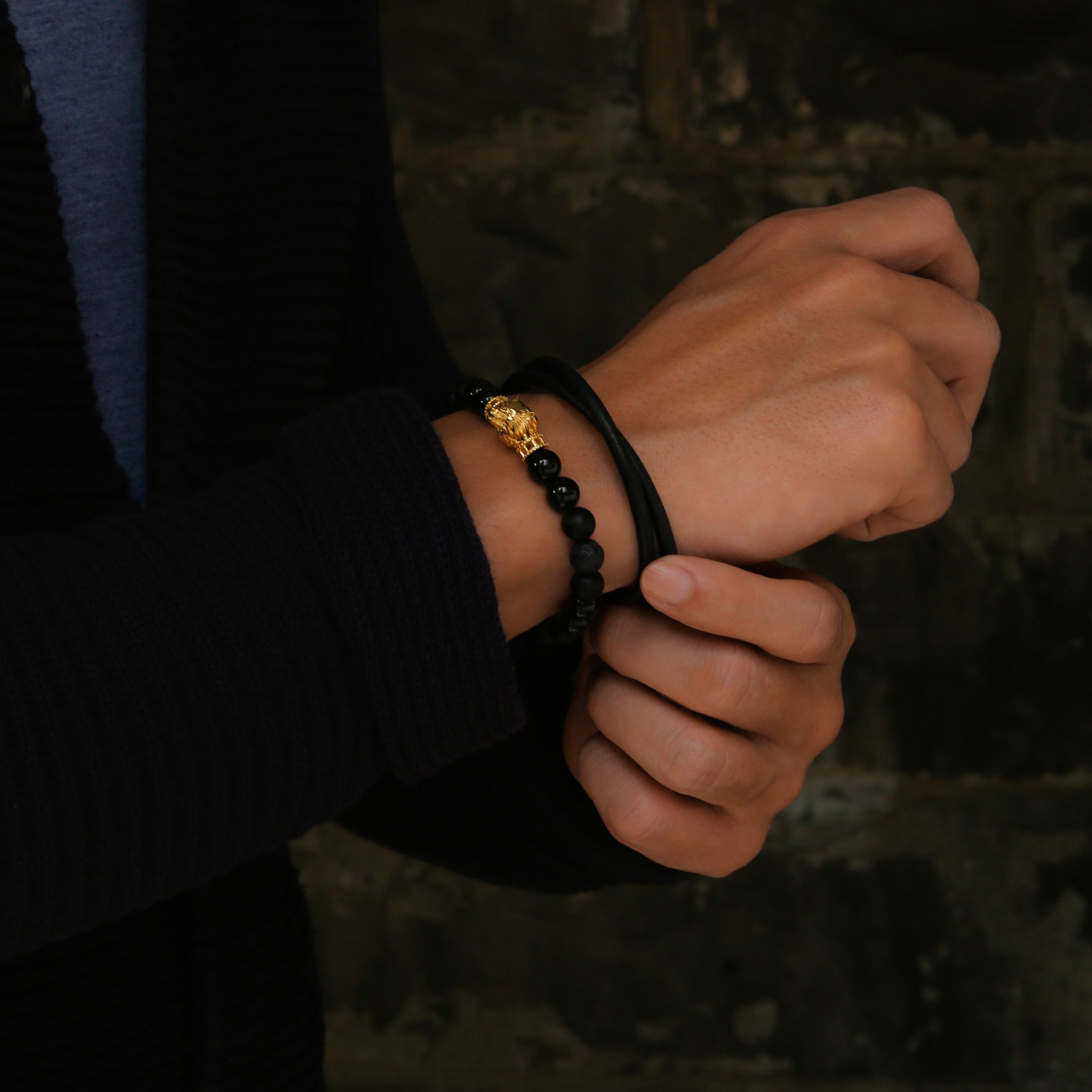 wolf bracelets, gold bracelets for men, wolf pendant, wolf jewelry, silver wolf jewelry, 925 silver beaded bracelet, animal jewelry for men, beaded bracelets for men, mens beaded bracelets