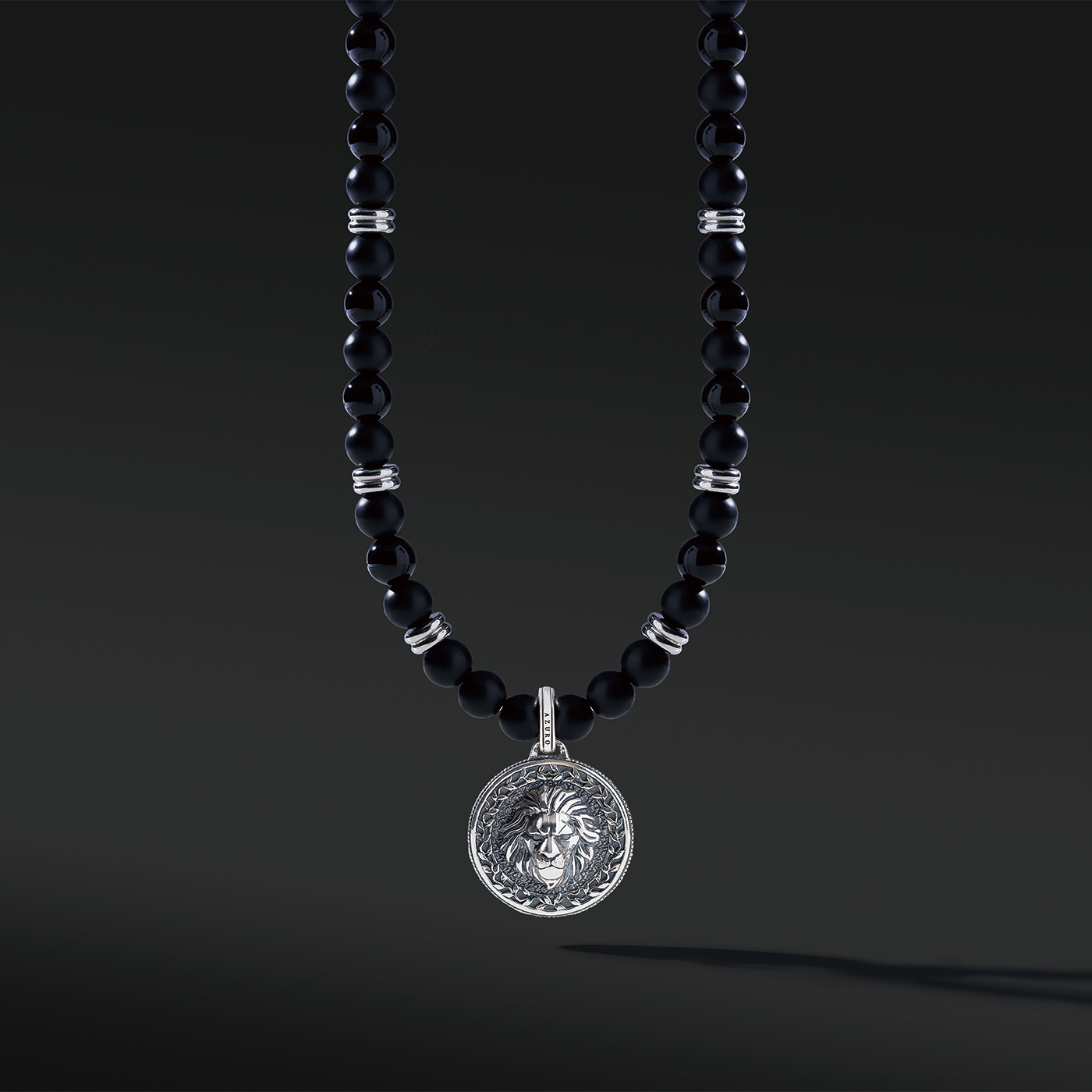 Obsidian men's pendant necklace is one of the popular men's beaded necklaces. Black Obsidian pendant necklace goes with every style, and the men's pendant brings in a solid statement. Silver pendant necklaces for men with oxidization show dominant masculinity.