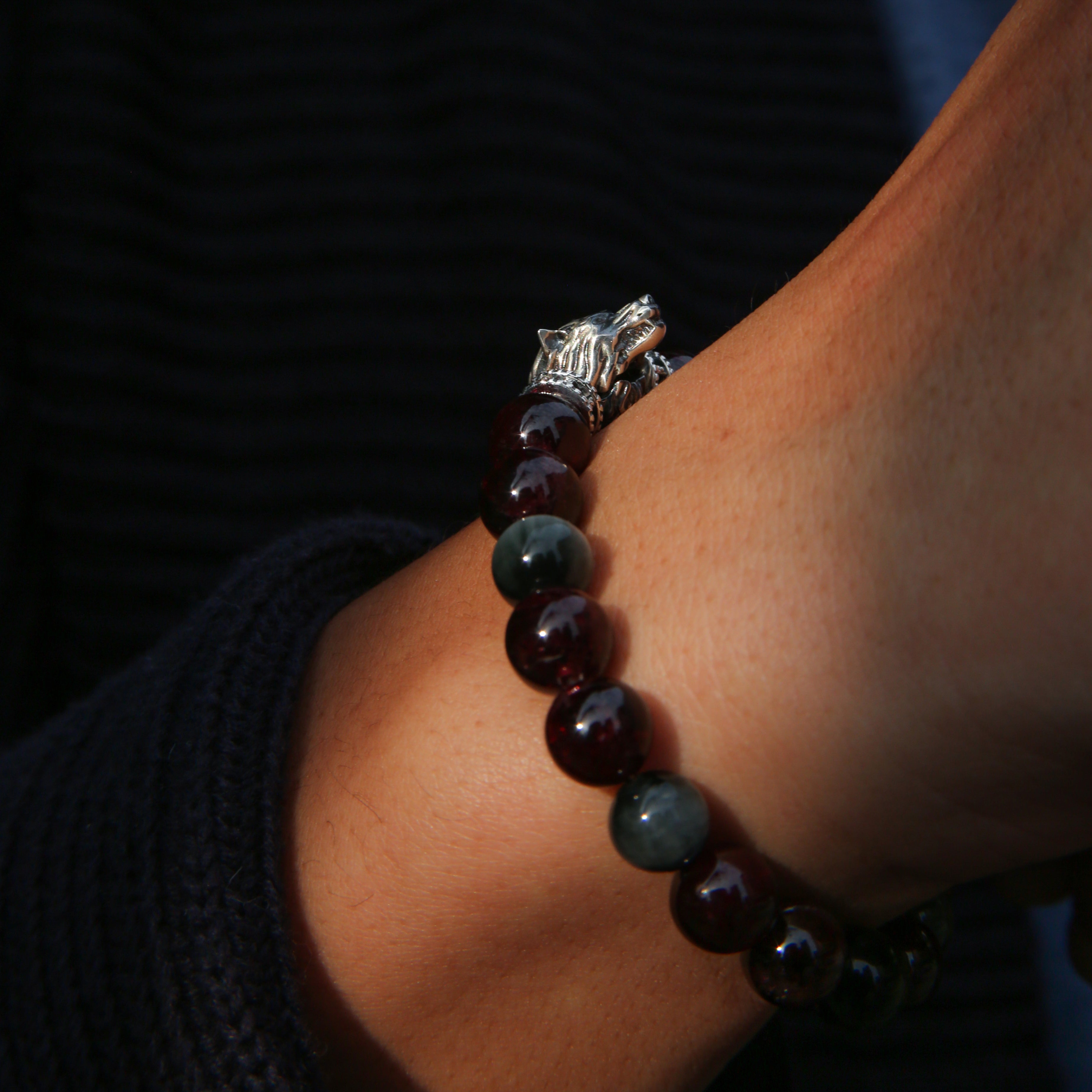 wolf bracelets, gold bracelets for men, wolf pendant, wolf jewelry, silver wolf jewelry, 925 silver beaded bracelet, animal jewelry for men, beaded bracelets for men, mens beaded bracelets