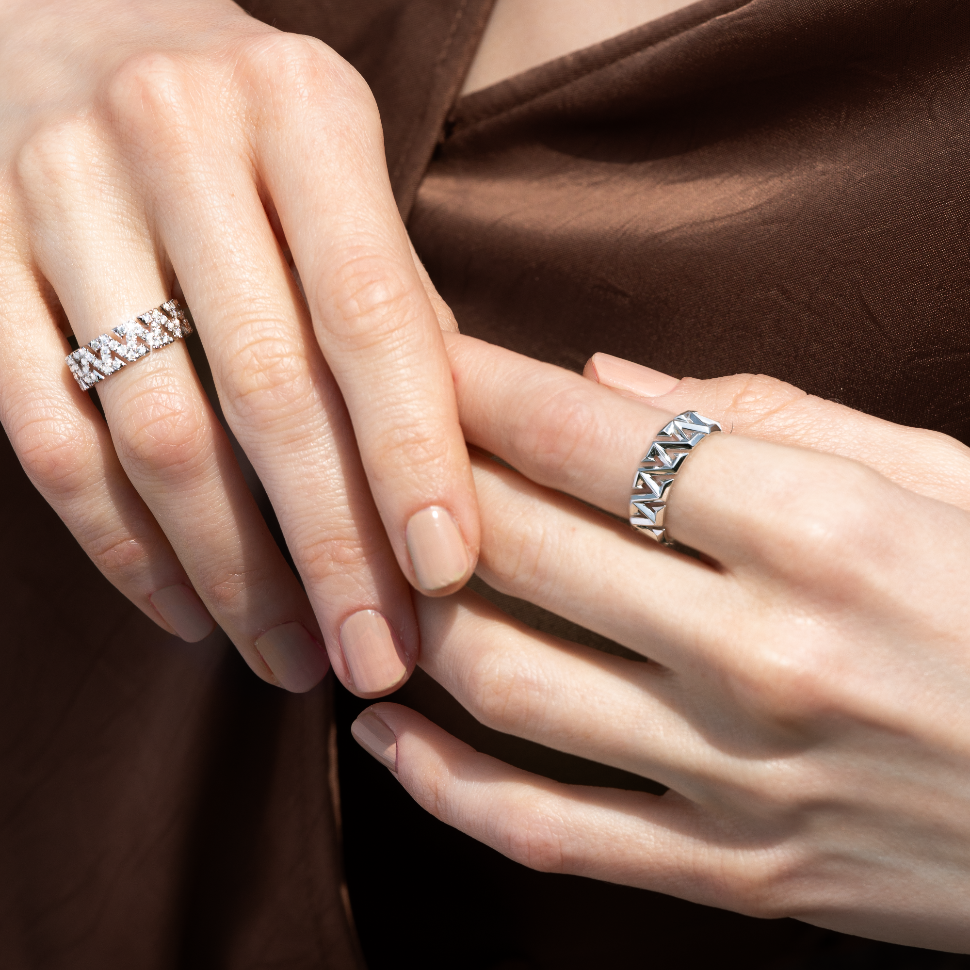 AZ Signature P Ring