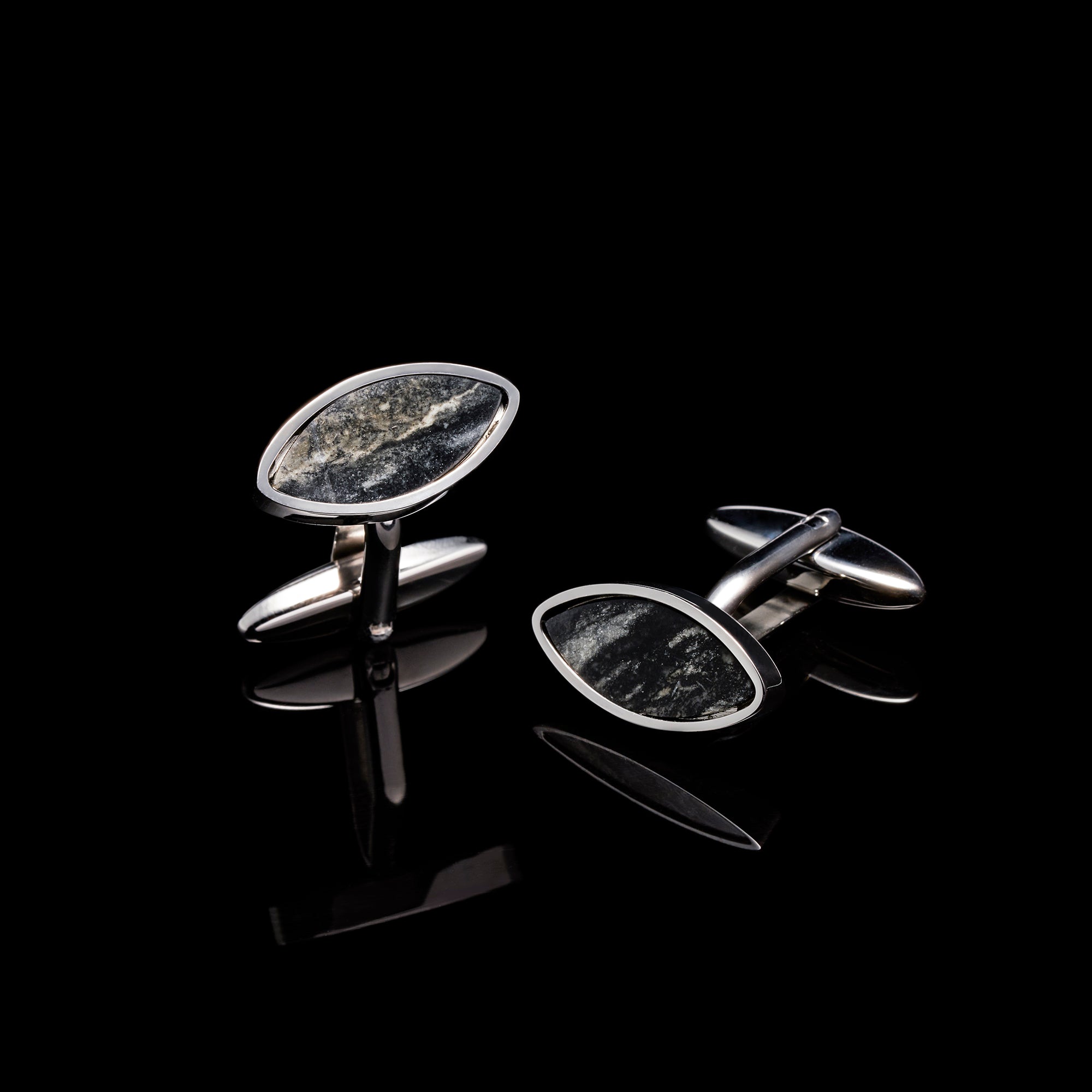 Shirts cufflinks, suits cufflinks, cufflinks, cufflinks for men, Gemstone cufflinks, gold cufflinks, how to wear cufflinks, where to buy cufflinks, cufflinks near me, custom cufflinks, personalized cufflinks, silver cufflinks, how to match cufflinks 