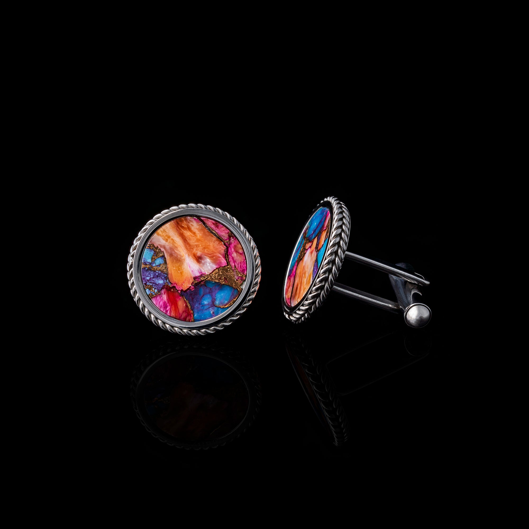 Shirts cufflinks, suits cufflinks, cufflinks, cufflinks for men, Gemstone cufflinks, gold cufflinks, how to wear cufflinks, where to buy cufflinks, cufflinks near me, custom cufflinks, personalized cufflinks, silver cufflinks, how to match cufflinks 