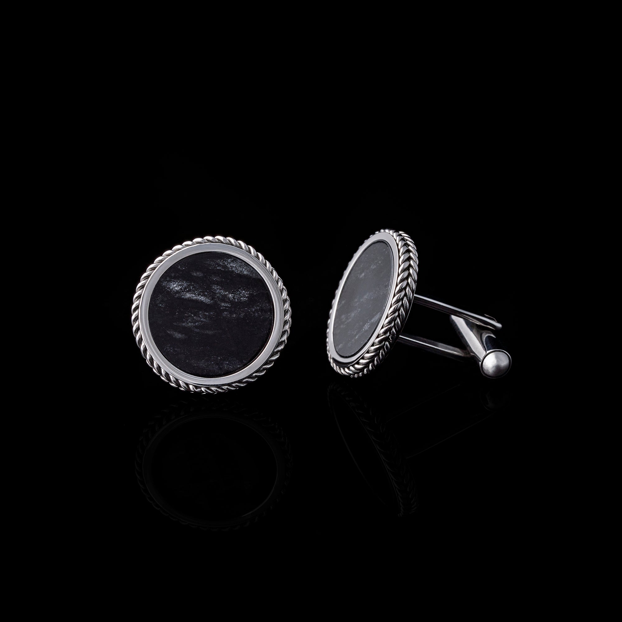 Shirts cufflinks, suits cufflinks, cufflinks, cufflinks for men, Gemstone cufflinks, gold cufflinks, how to wear cufflinks, where to buy cufflinks, cufflinks near me, custom cufflinks, personalized cufflinks, silver cufflinks, how to match cufflinks 