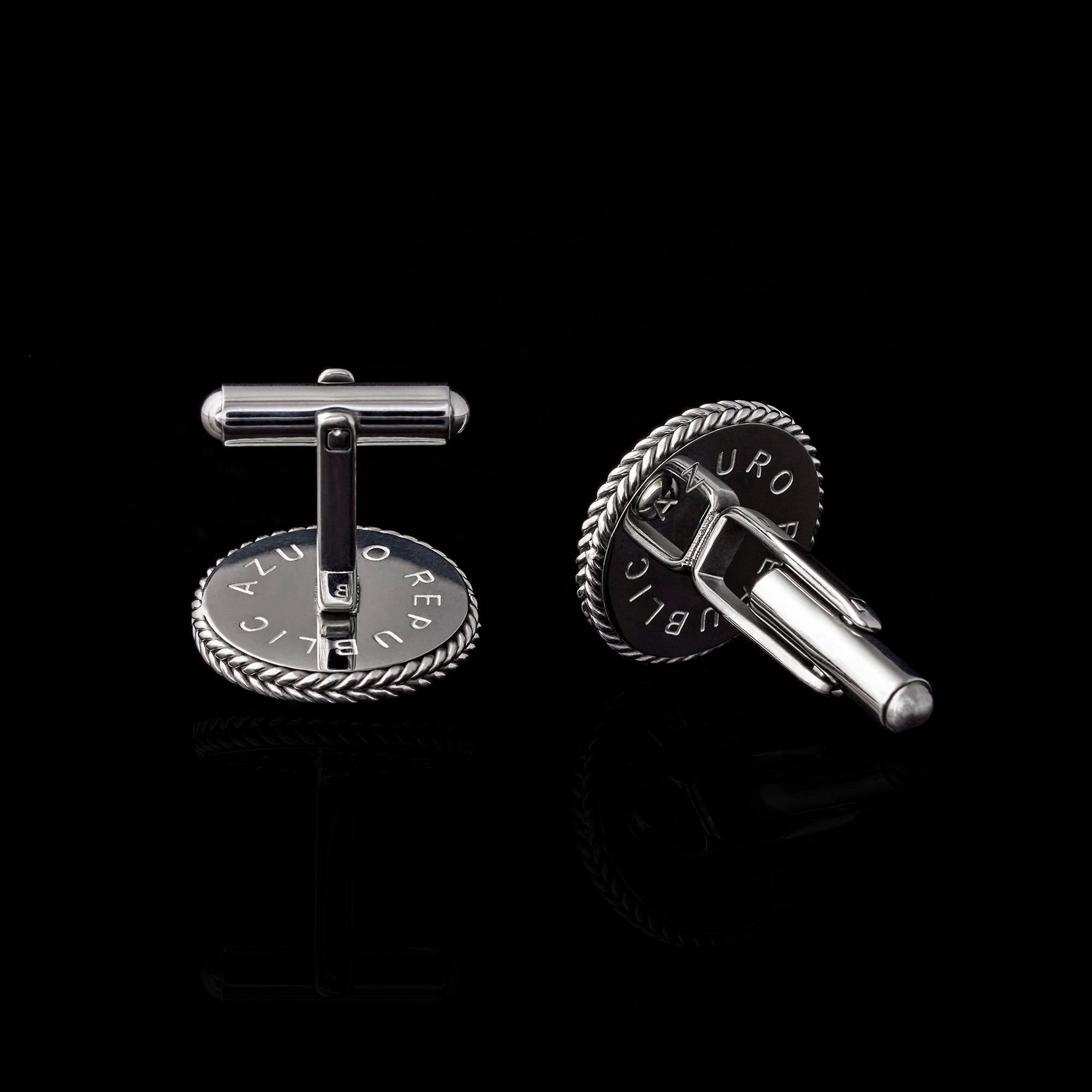 Shirts cufflinks, suits cufflinks, cufflinks, cufflinks for men, Gemstone cufflinks, gold cufflinks, how to wear cufflinks, where to buy cufflinks, cufflinks near me, custom cufflinks, personalized cufflinks, silver cufflinks, how to match cufflinks 