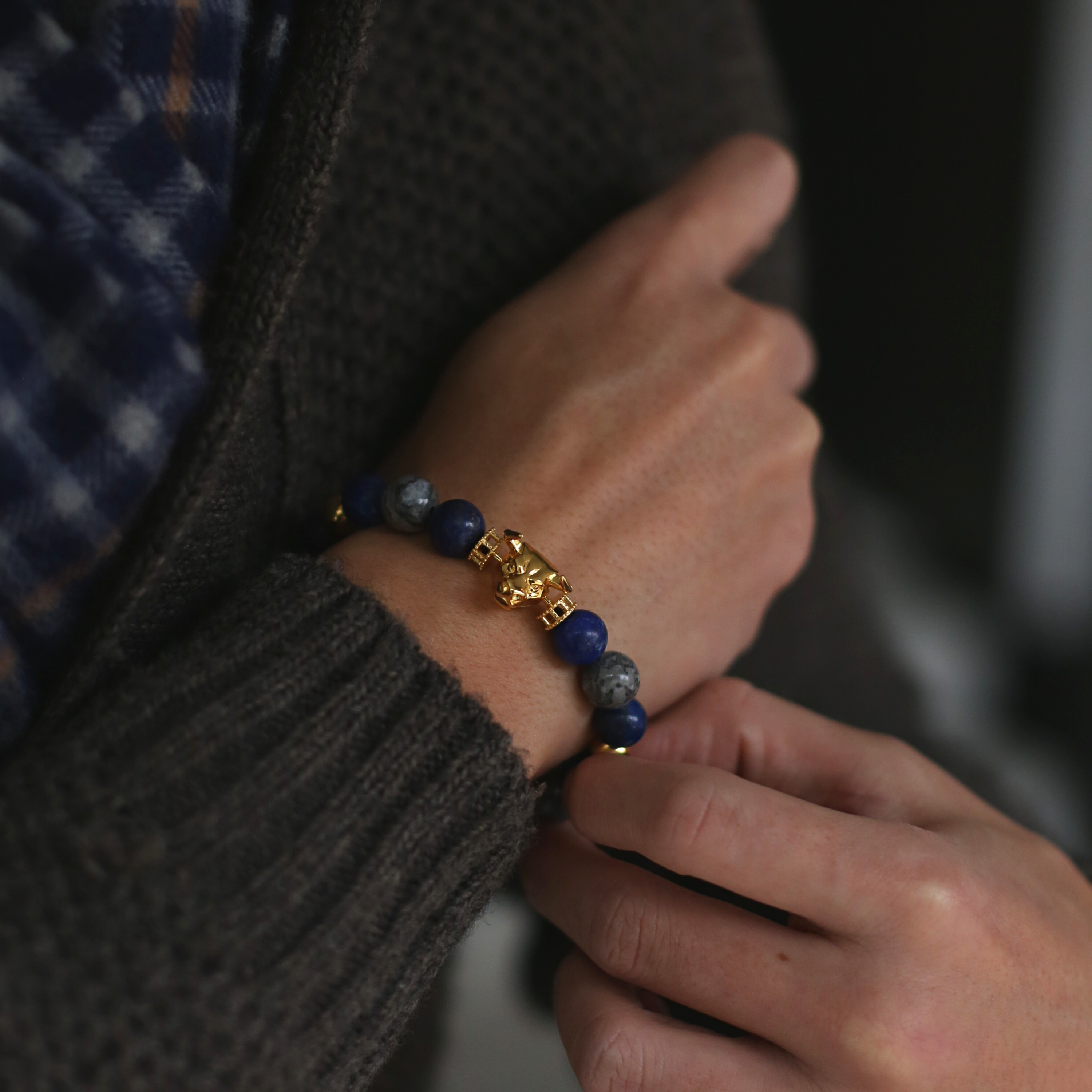 Selected crystals mixed with gold beads create layers and textures of the beaded bracelets. Designed this collection in three contrast color matchings provides a new look with Azuro Republic gold animal charms. A Lapis Lazuli bracelet, Obsidian bracelet, and Howlite bracelet is a great combination of any outfit.