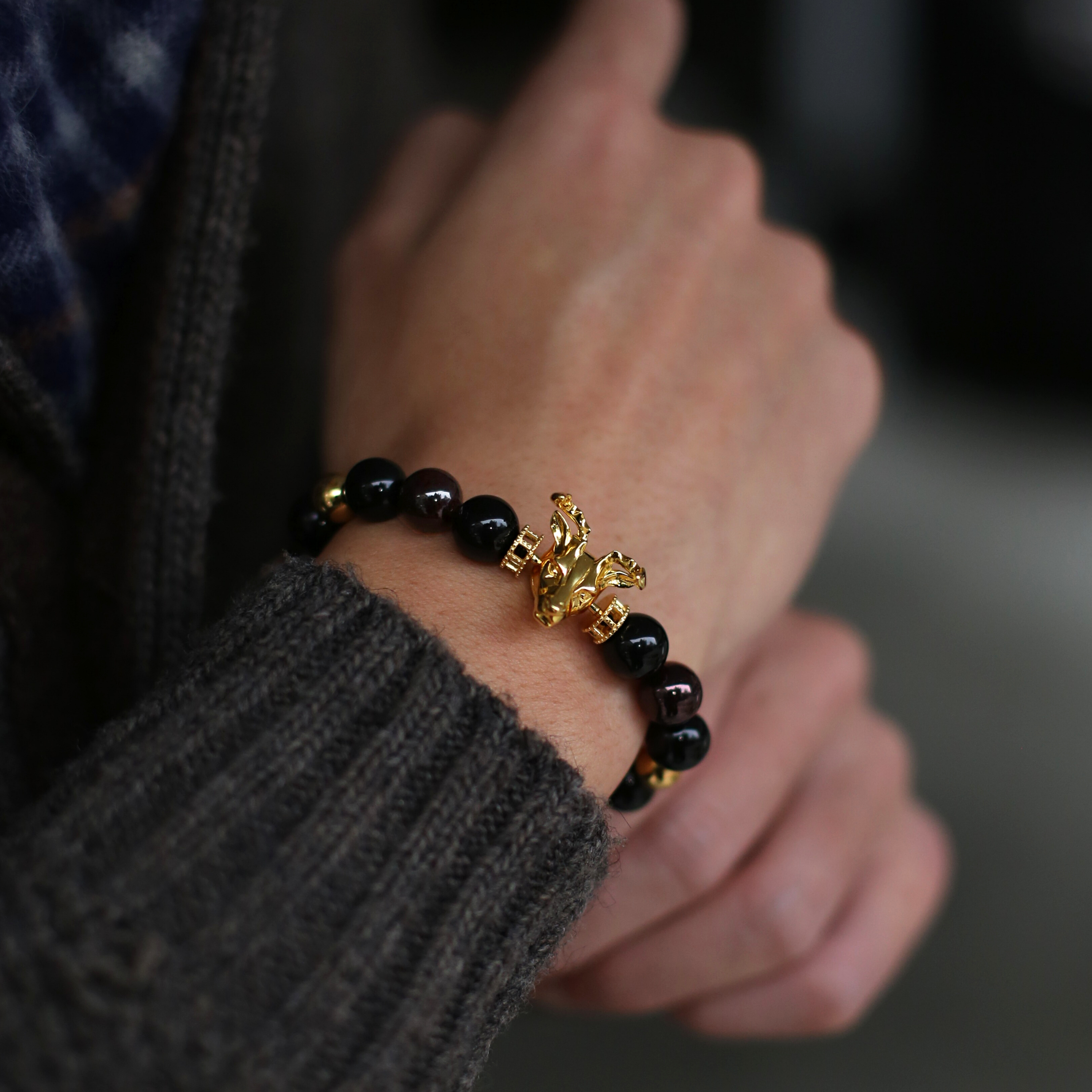 Selected crystals mixed with gold beads create layers and textures of the beaded bracelets. Designed this collection in three contrast color matchings provides a new look with Azuro Republic gold animal charms. A Lapis Lazuli bracelet, Obsidian bracelet, and Howlite bracelet is a great combination of any outfit.