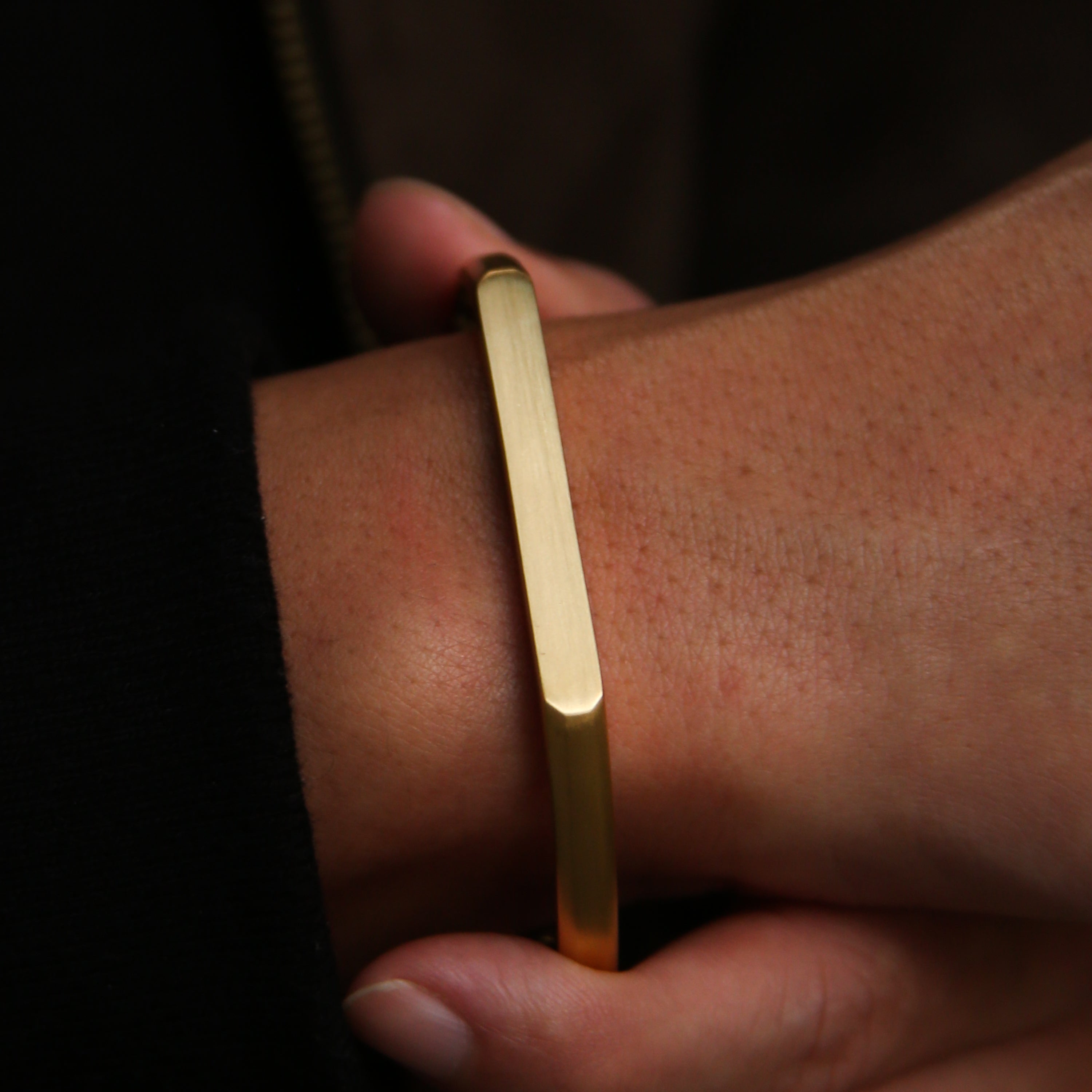 Omega 18K Gold Engraved Cuff Bracelet | Engraved Gold Bracelet for Men M ( 17.9 - 19.05 cm )