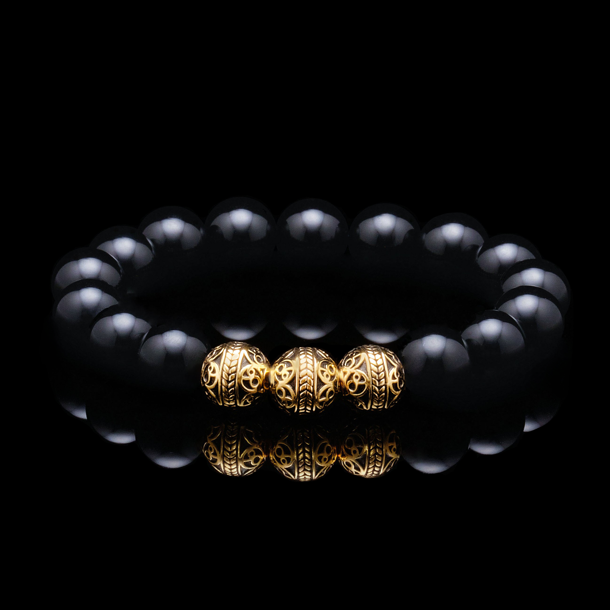 Men's jewellery: bracelets and accessories for him
