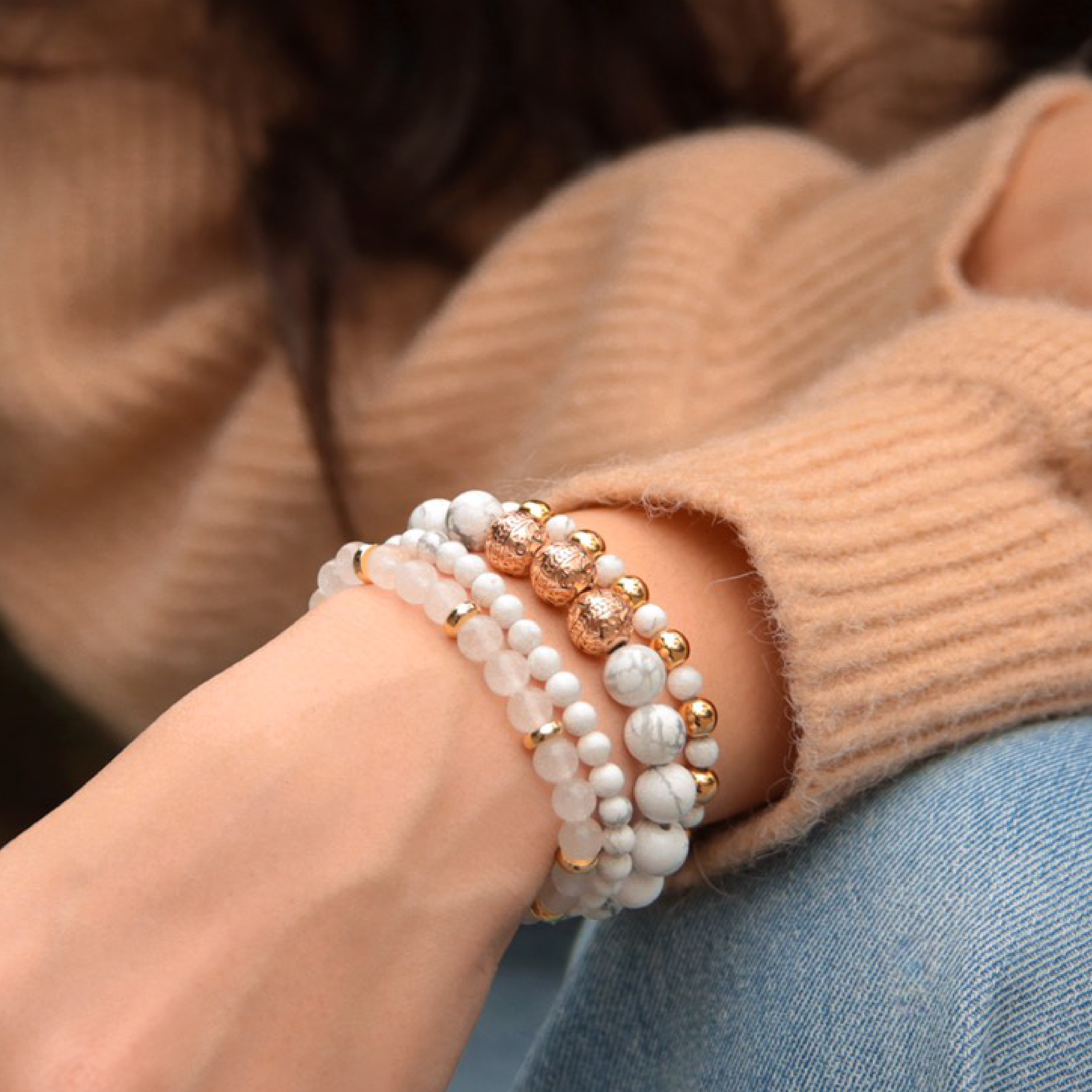 Women's beaded bracelets, Rose gold howlite bracelet, white jade bracelets, Stack bracelets, women's silver bracelets, women's gold bracelets, jewlery for women, women's crystal bracelets, healing crystals bracelets for women, women jewelry 